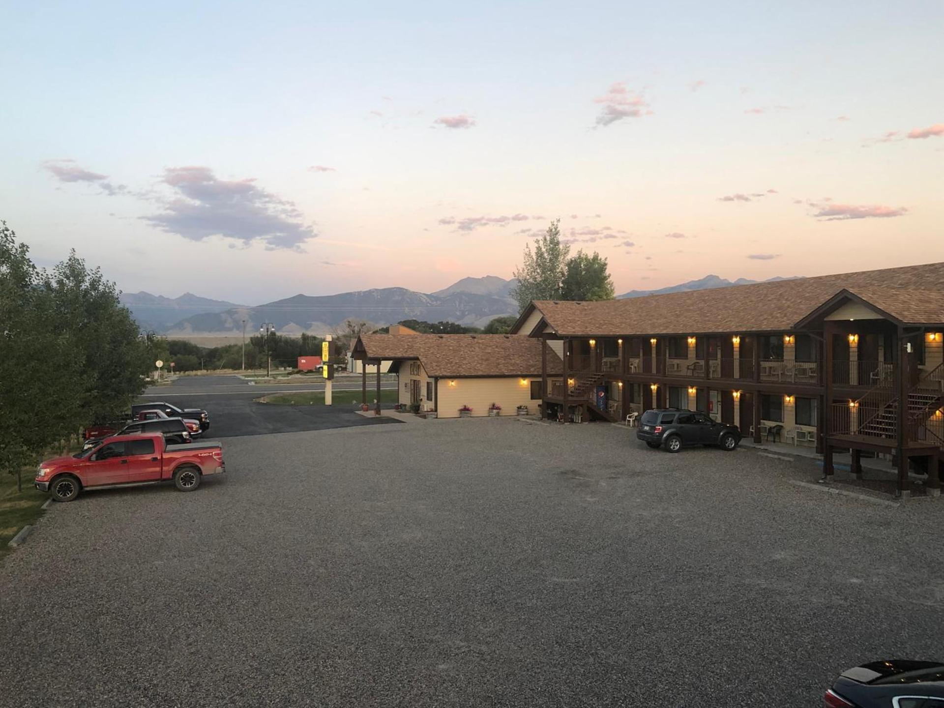 Red Bear Inn photo 6