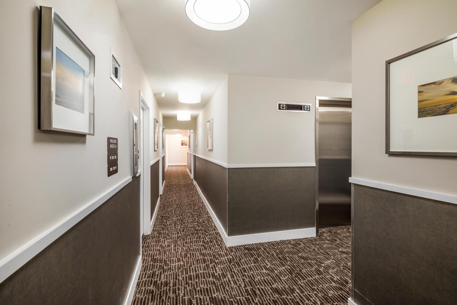 President Hotel Villa photo 5