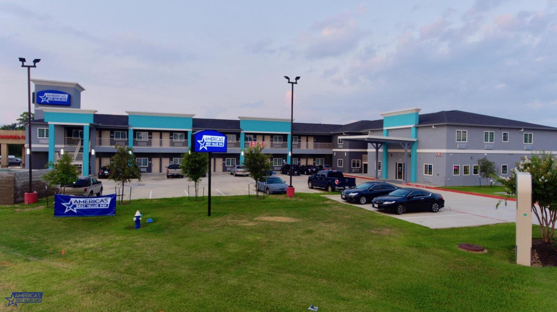 Americas Best Value Inn Houston Willowbrook photo 1
