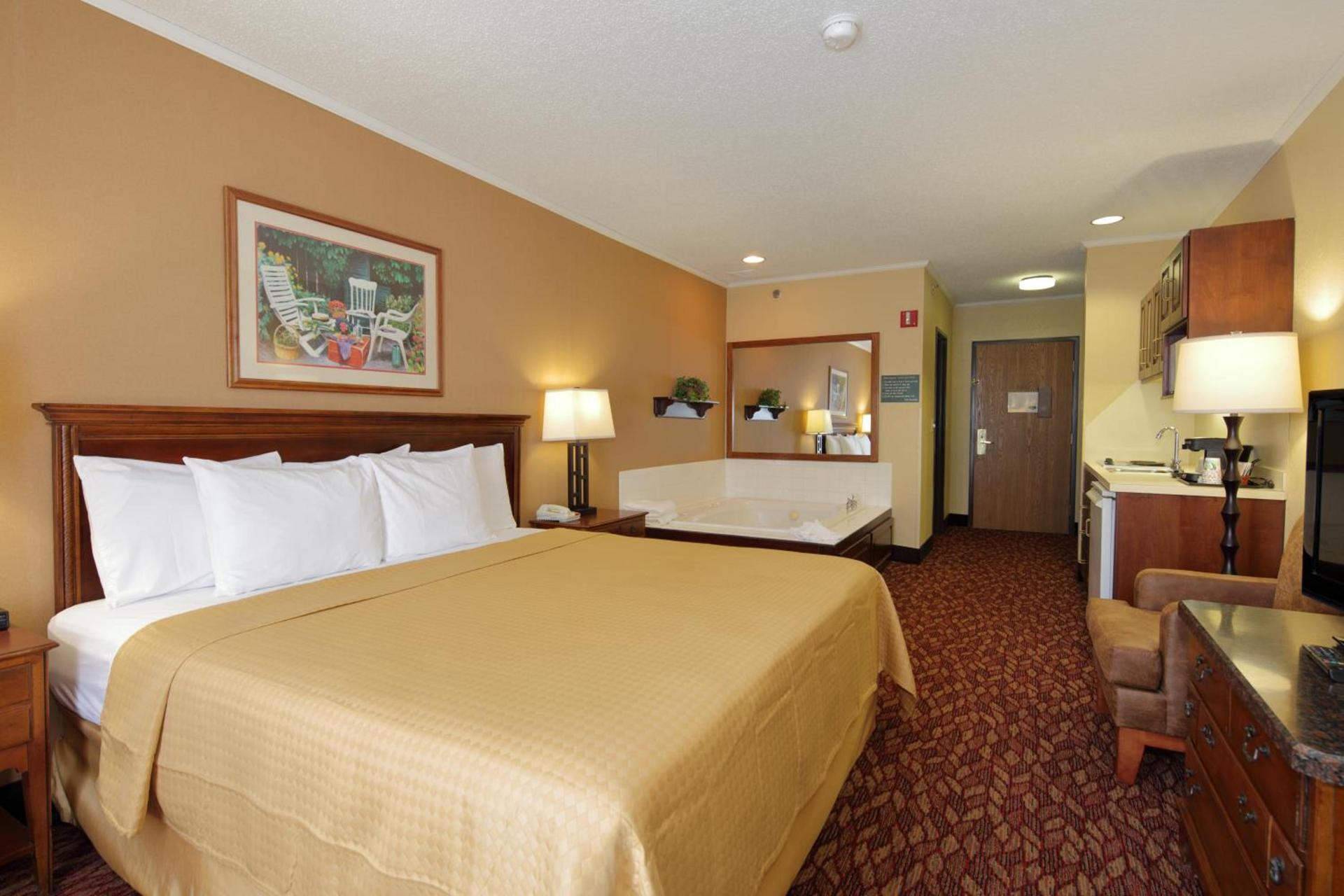 Coshocton Village Inn & Suites photo 6