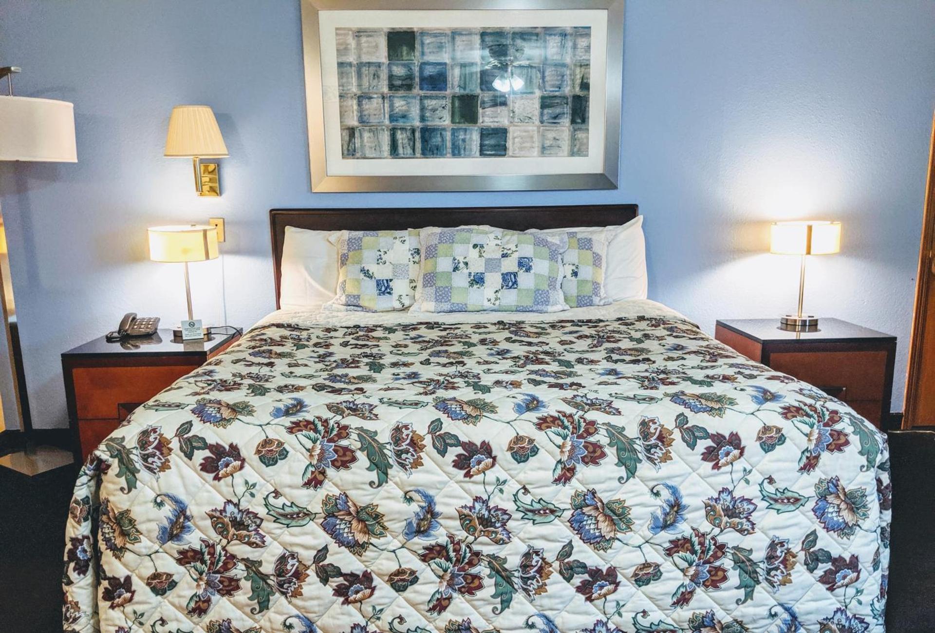 Executive Inn photo 11