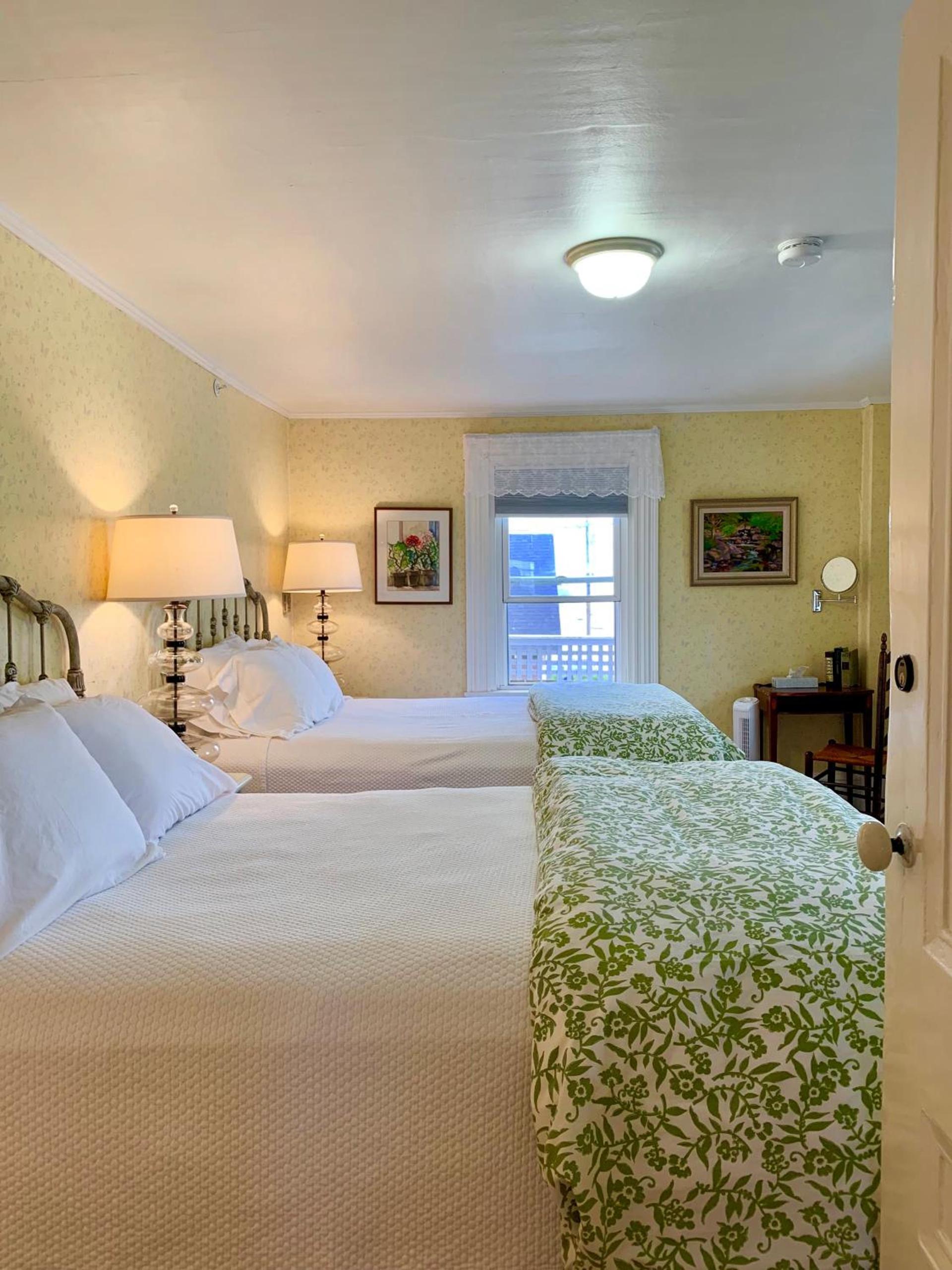 Seaside Inn photo 80