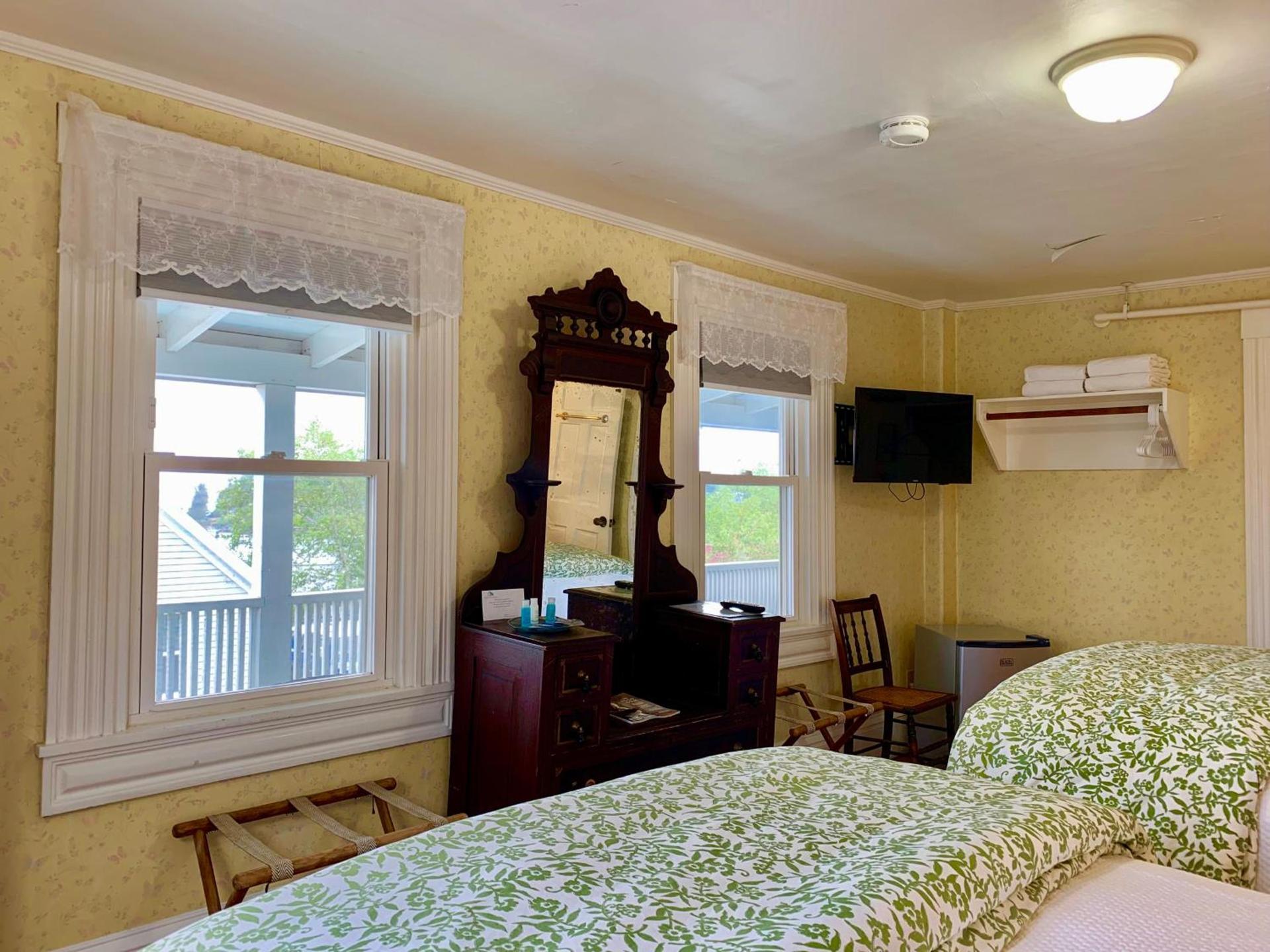 Seaside Inn photo 77
