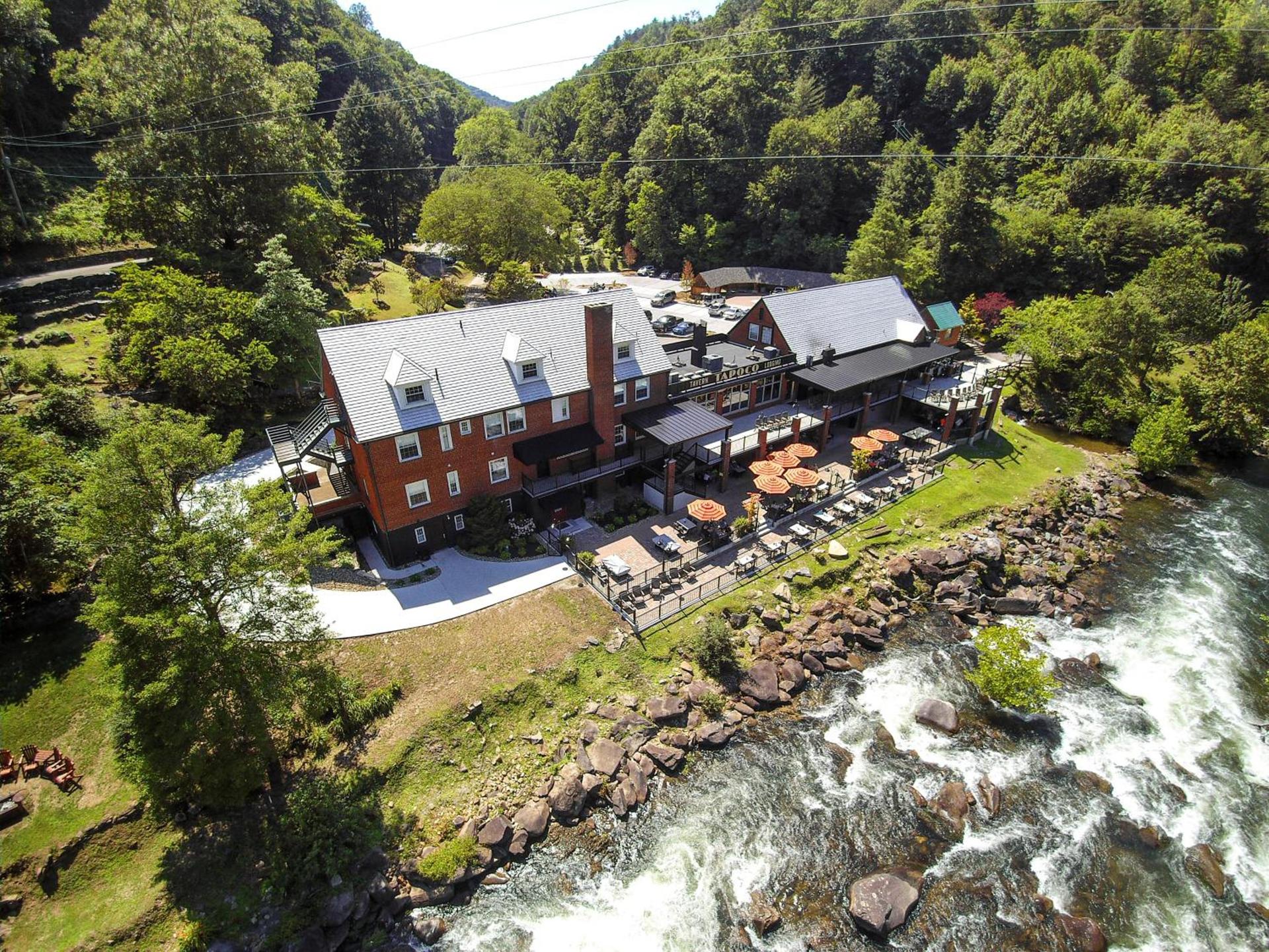 Historic Tapoco Lodge Resort photo 1