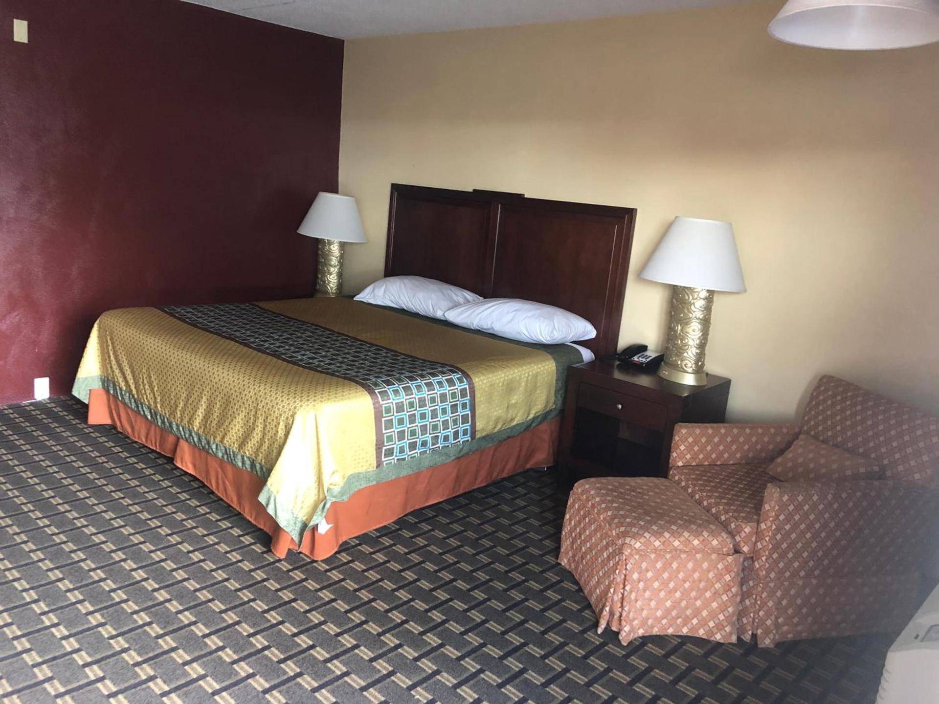Budget Inn Motel photo 13