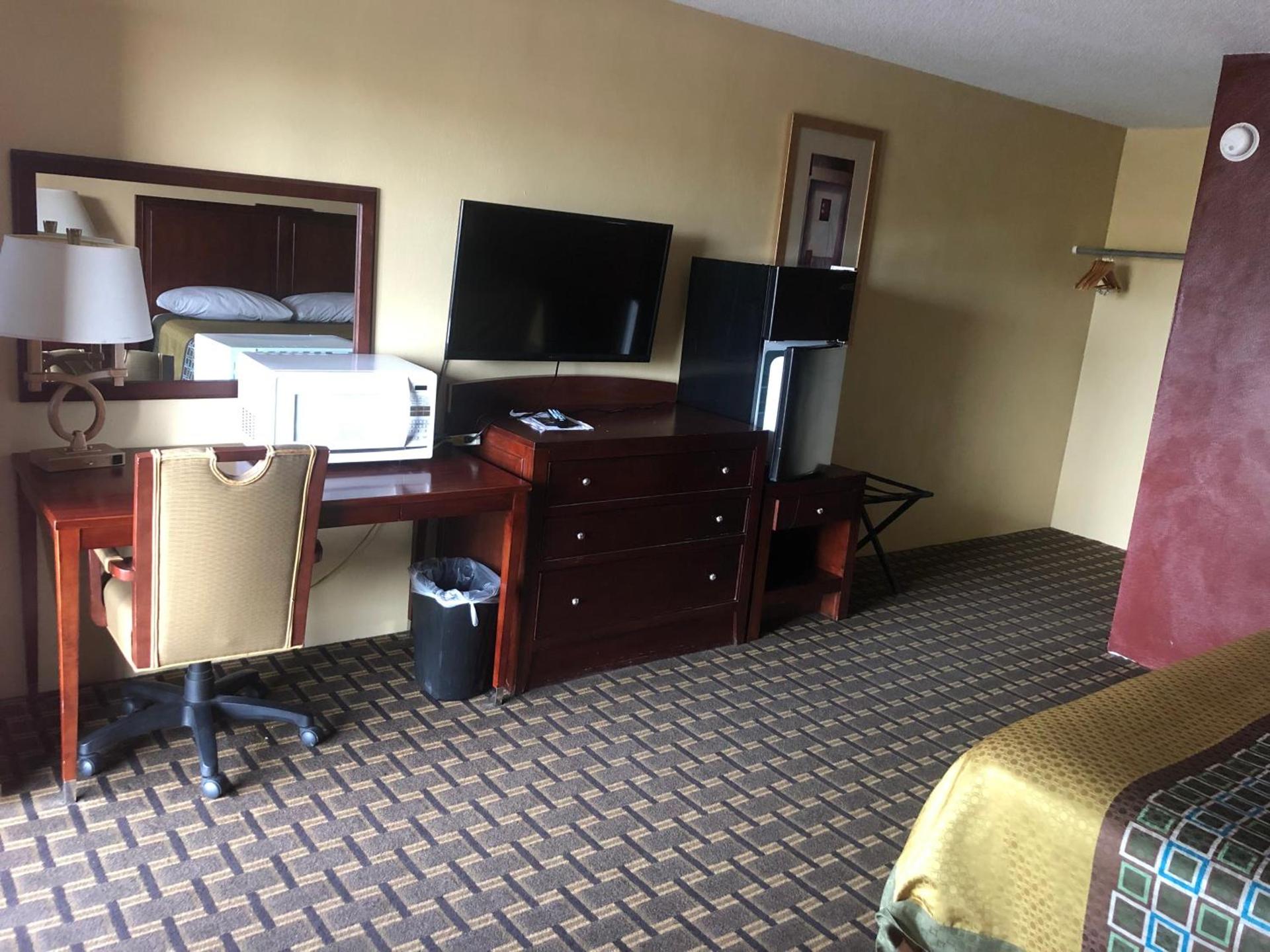 Budget Inn Motel photo 12
