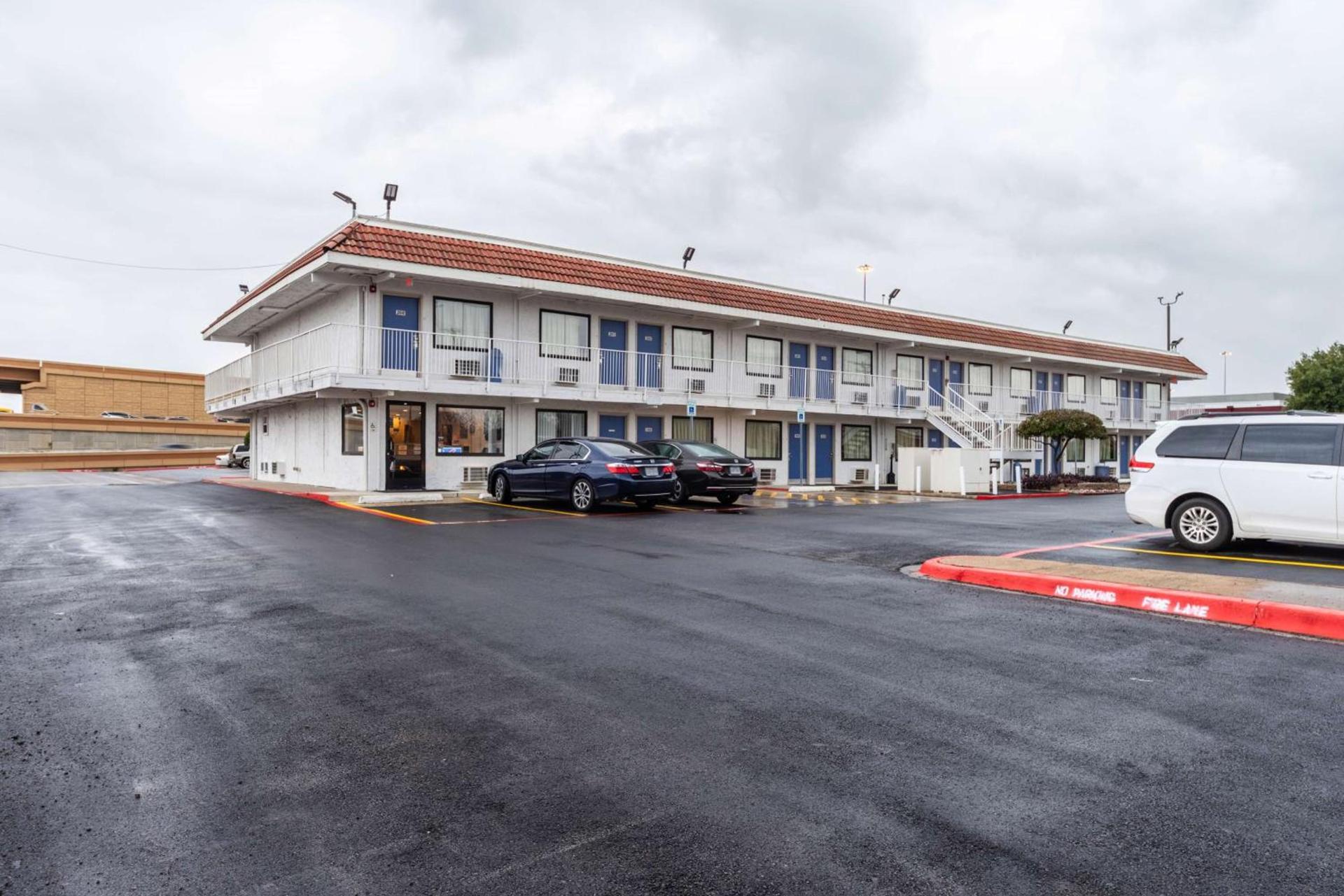 Motel 6-North Richland Hills, TX photo 6