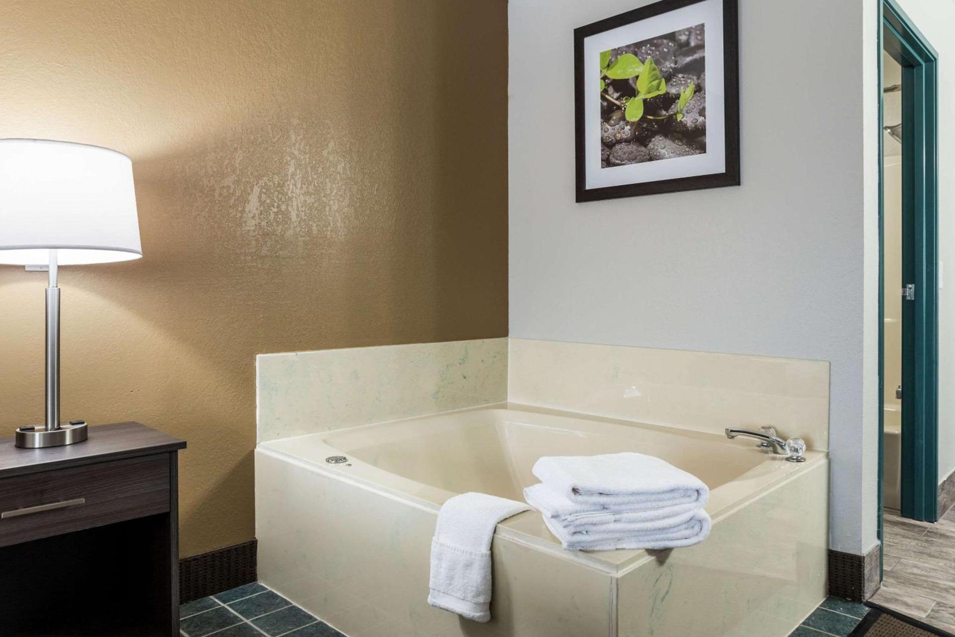 Quality Inn Clare photo 19