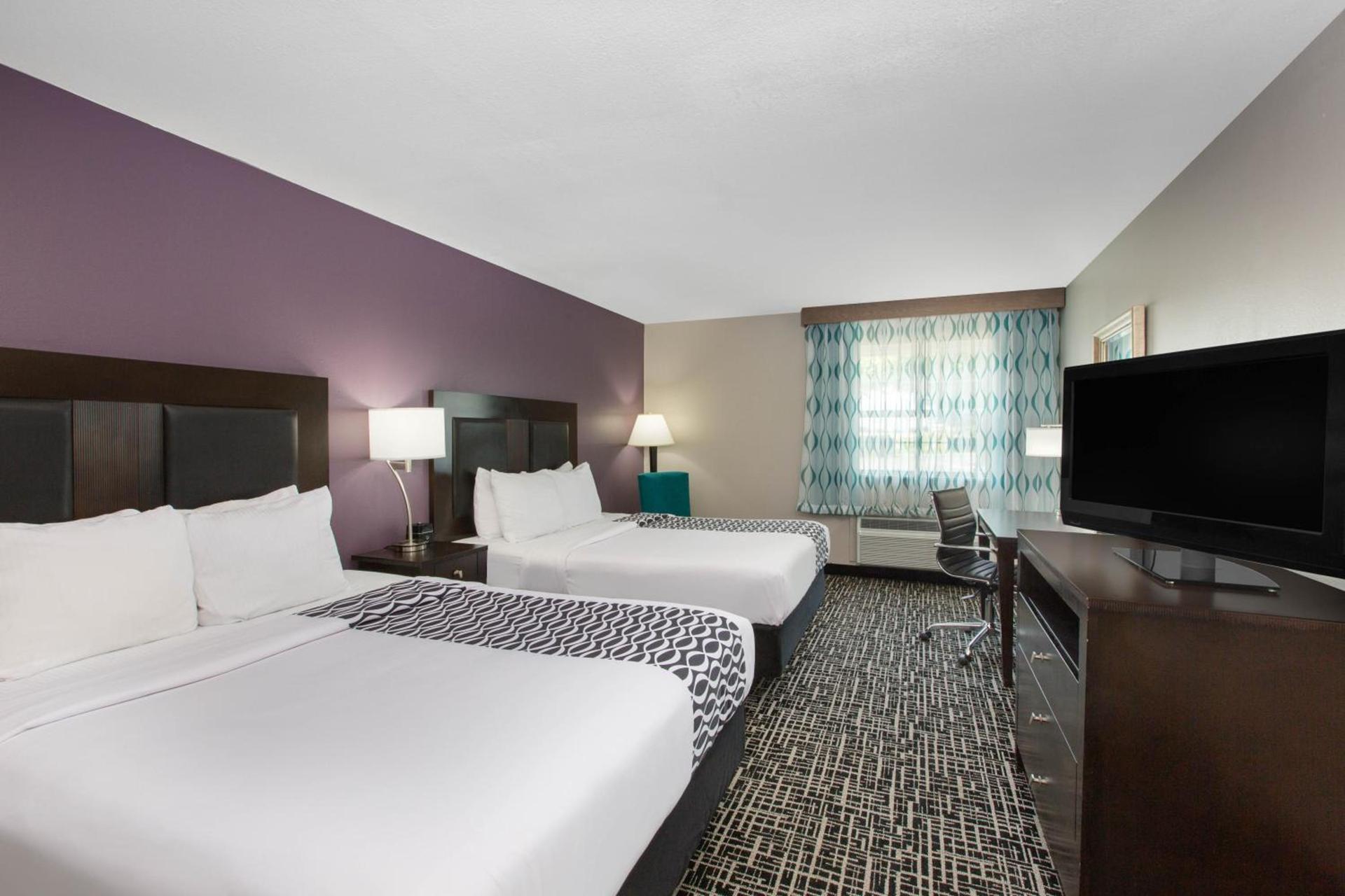 La Quinta by Wyndham Blue Springs photo 42