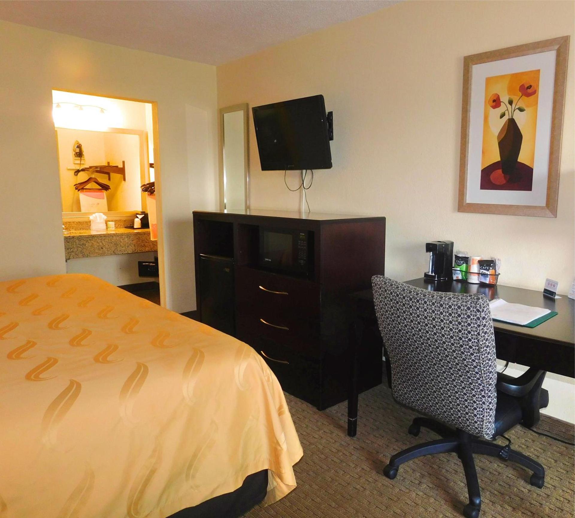 Quality Inn Jonesville I-77 photo 7