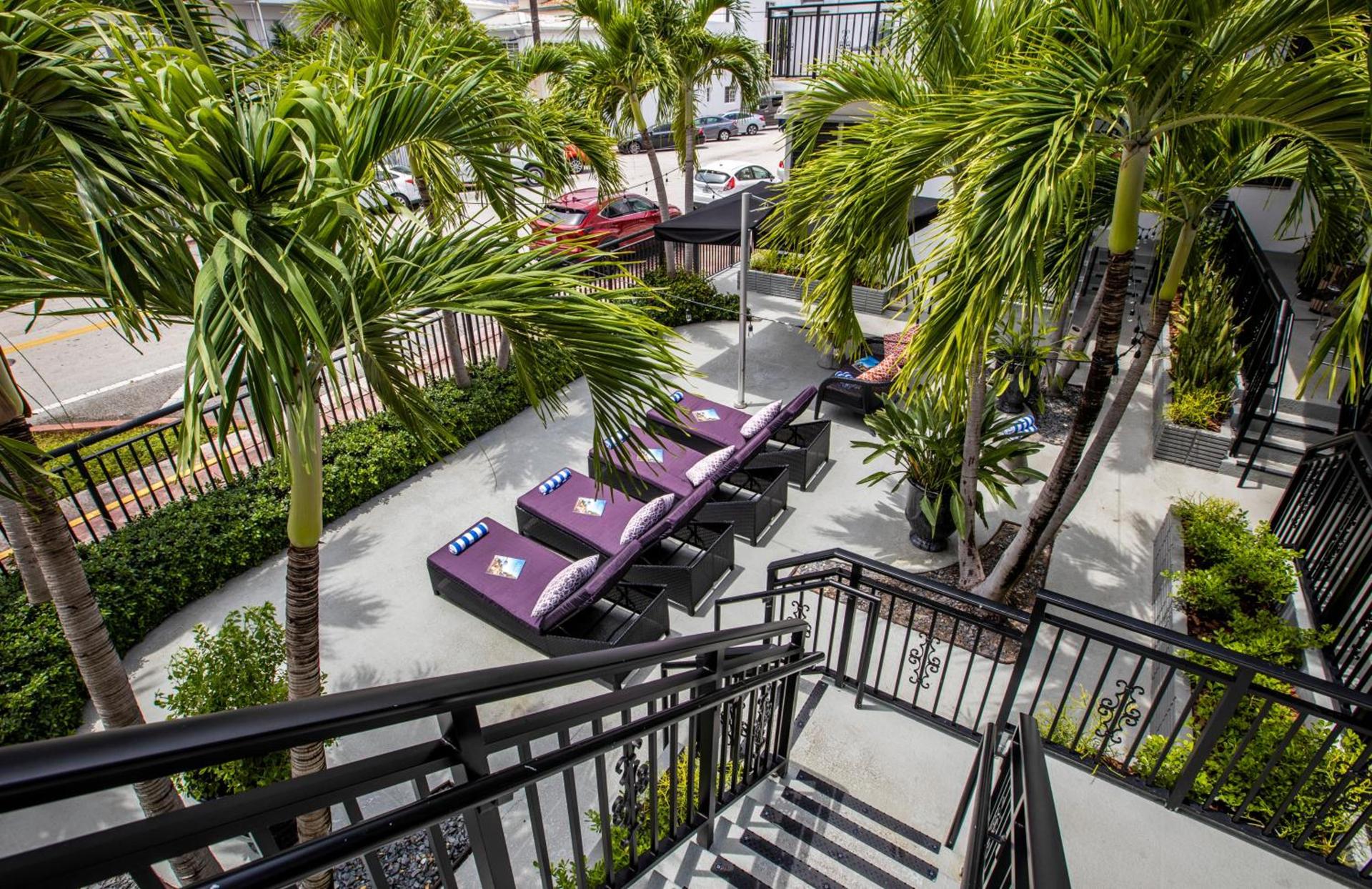 Beachside All Suites Hotel photo 24