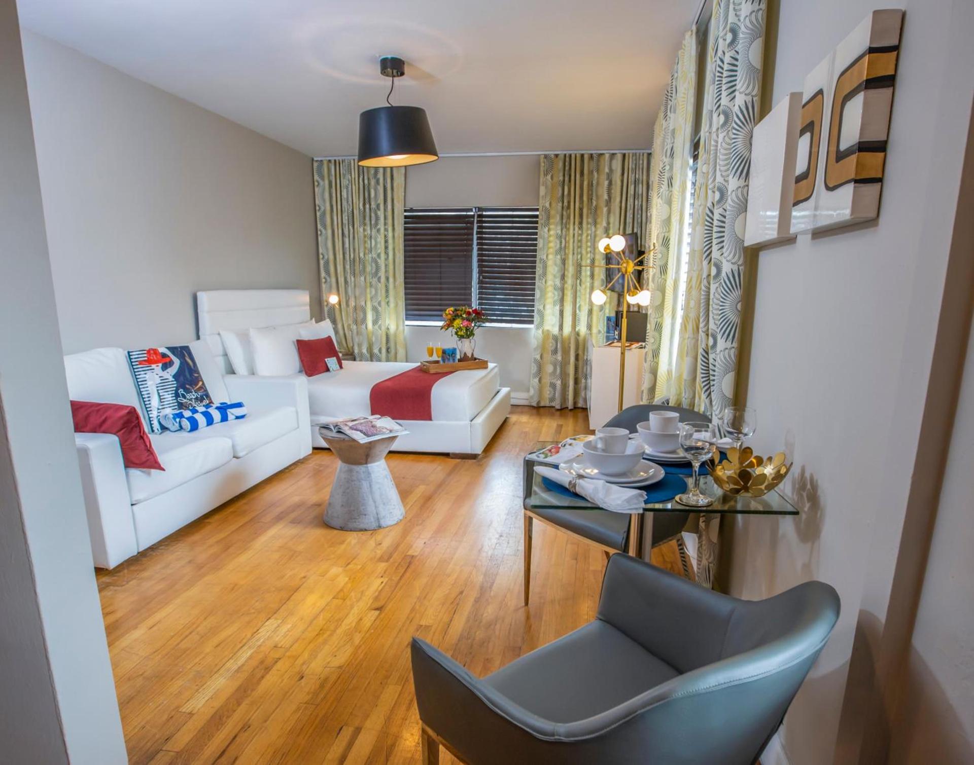 Beachside All Suites Hotel photo 4