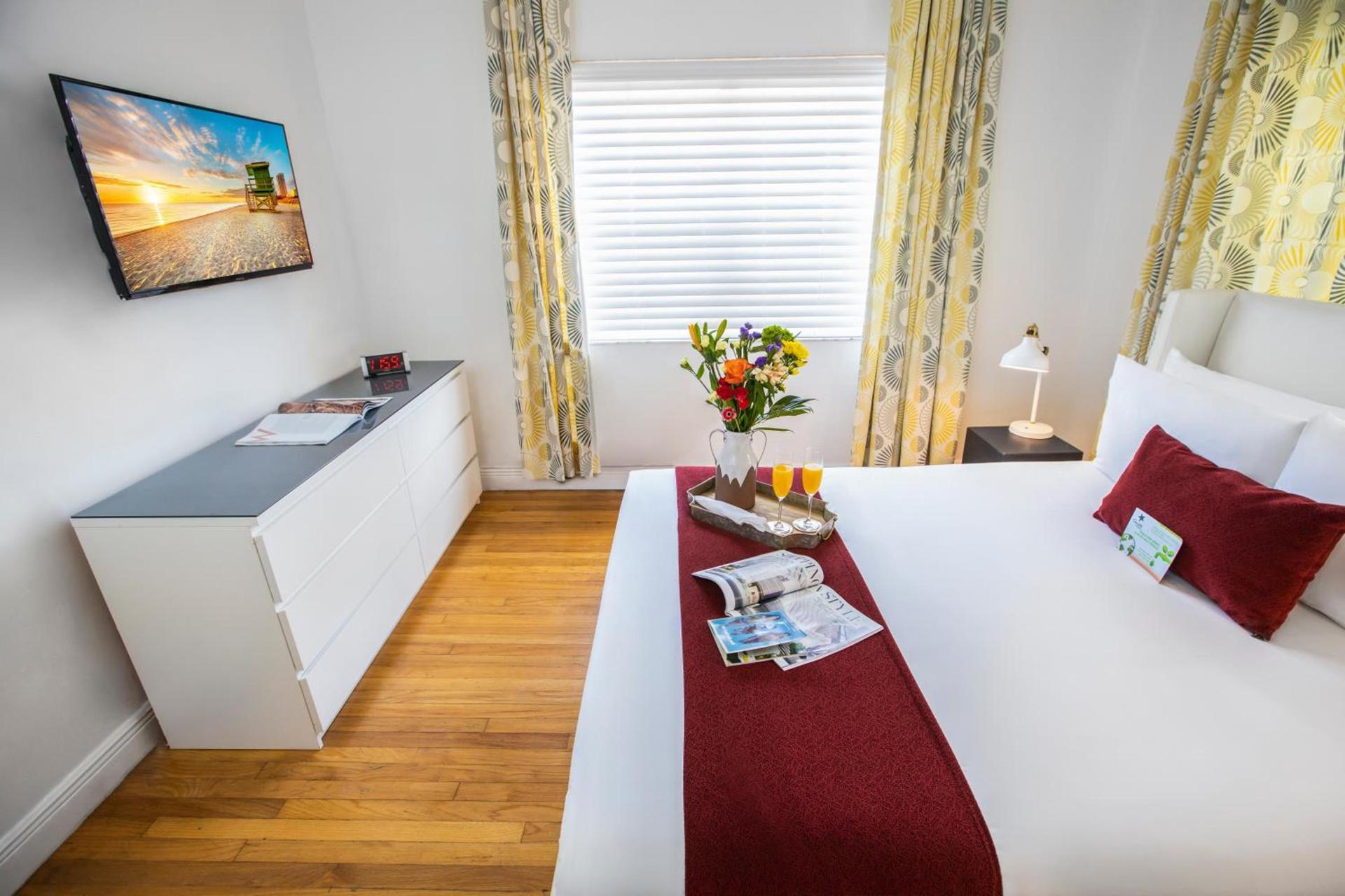Beachside All Suites Hotel photo 15