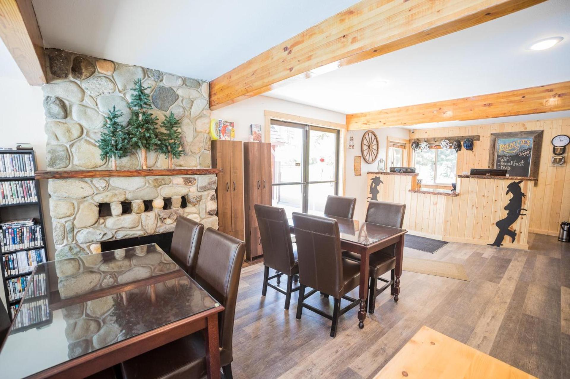 AbbyCreek Inn photo 36