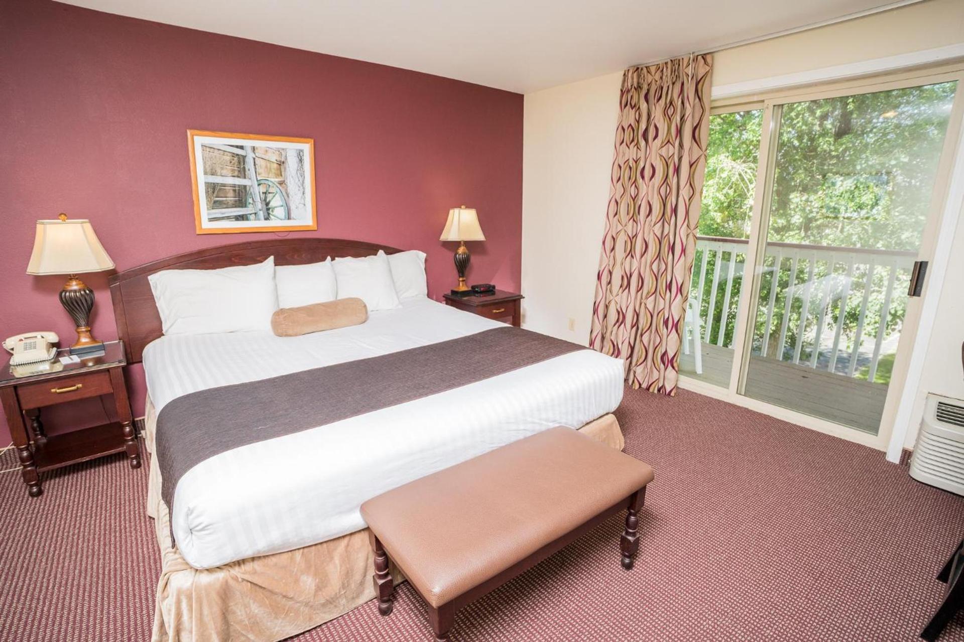 AbbyCreek Inn photo 45