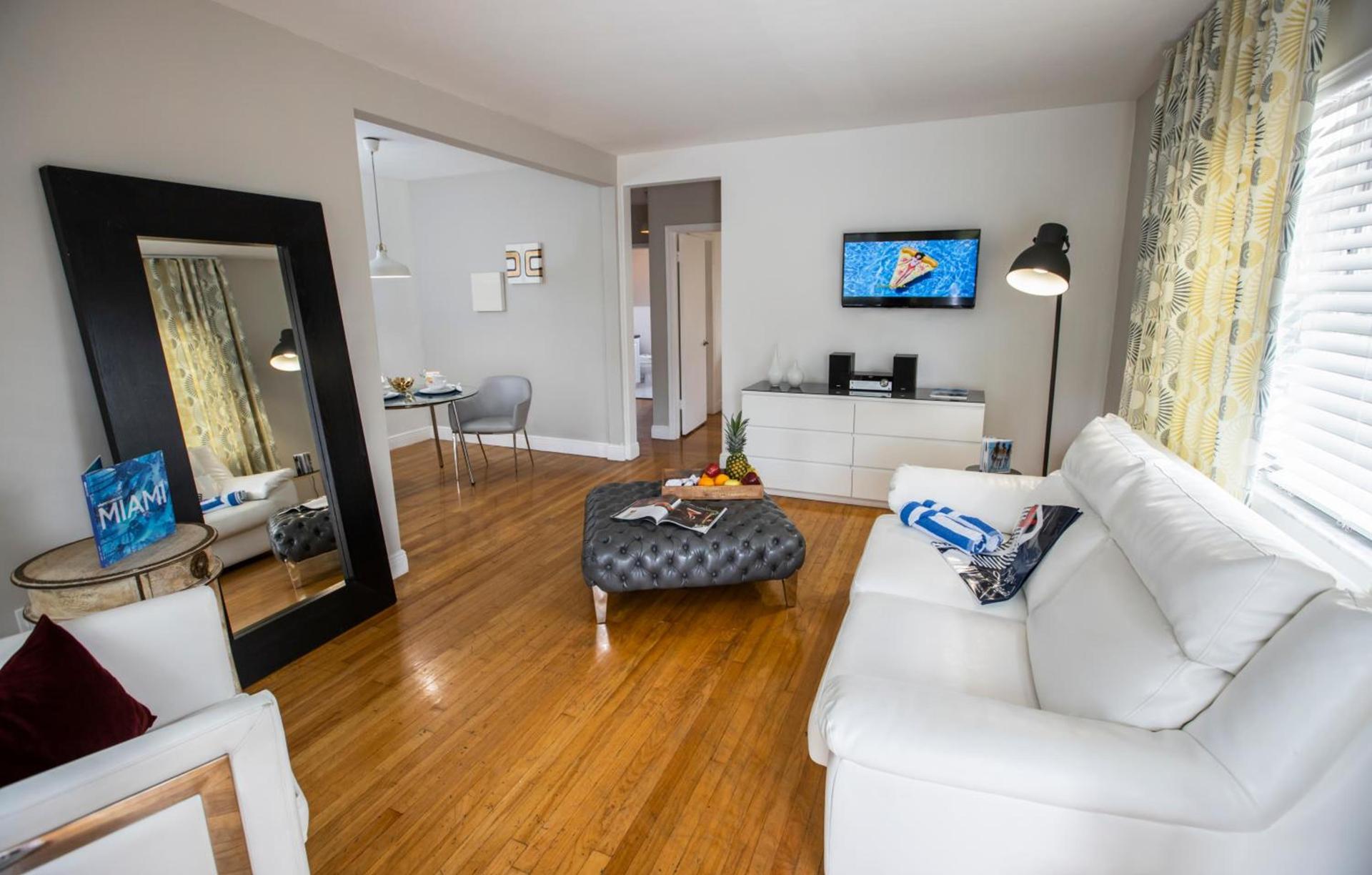 Beachside All Suites Hotel photo 11