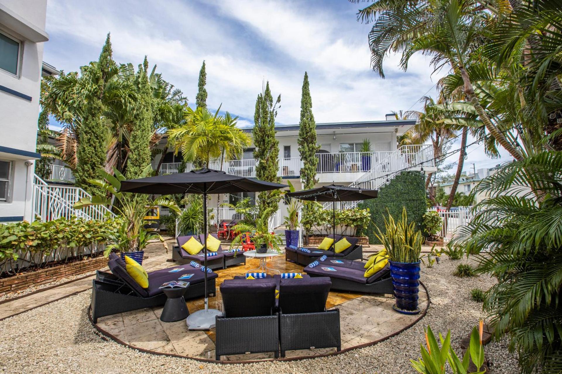 Beachside All Suites Hotel photo 26