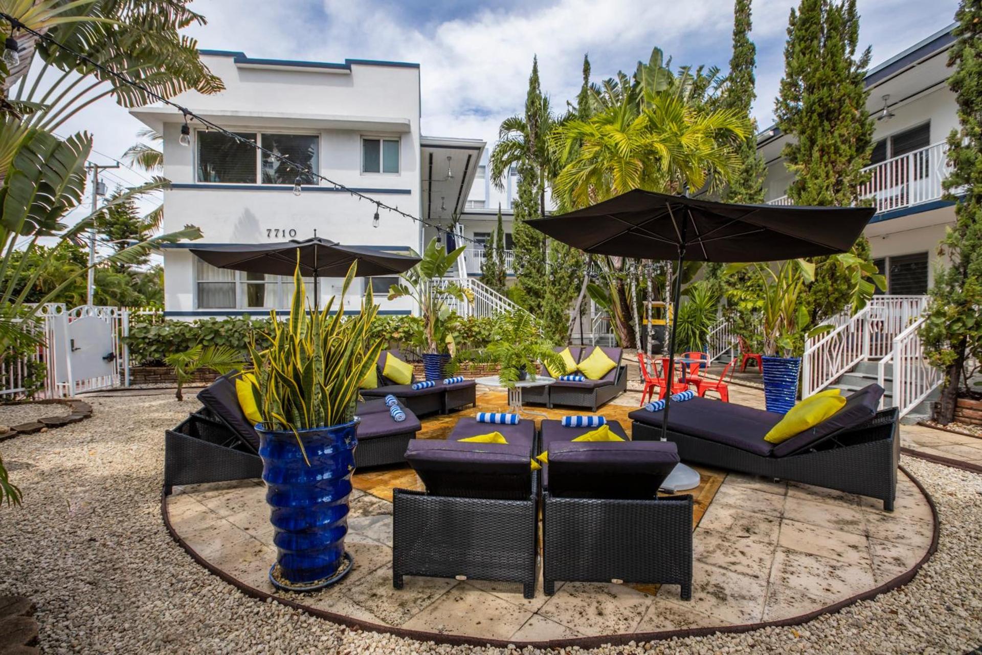Beachside All Suites Hotel photo 27