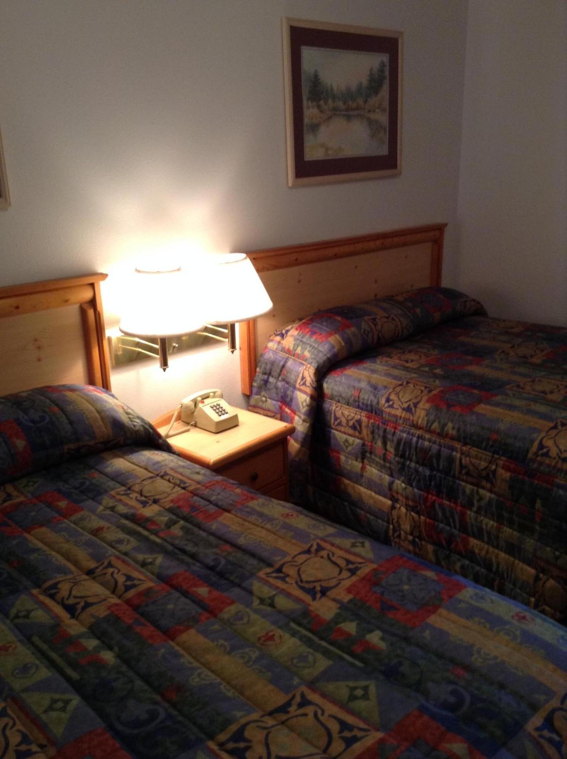 Central Motel photo 30