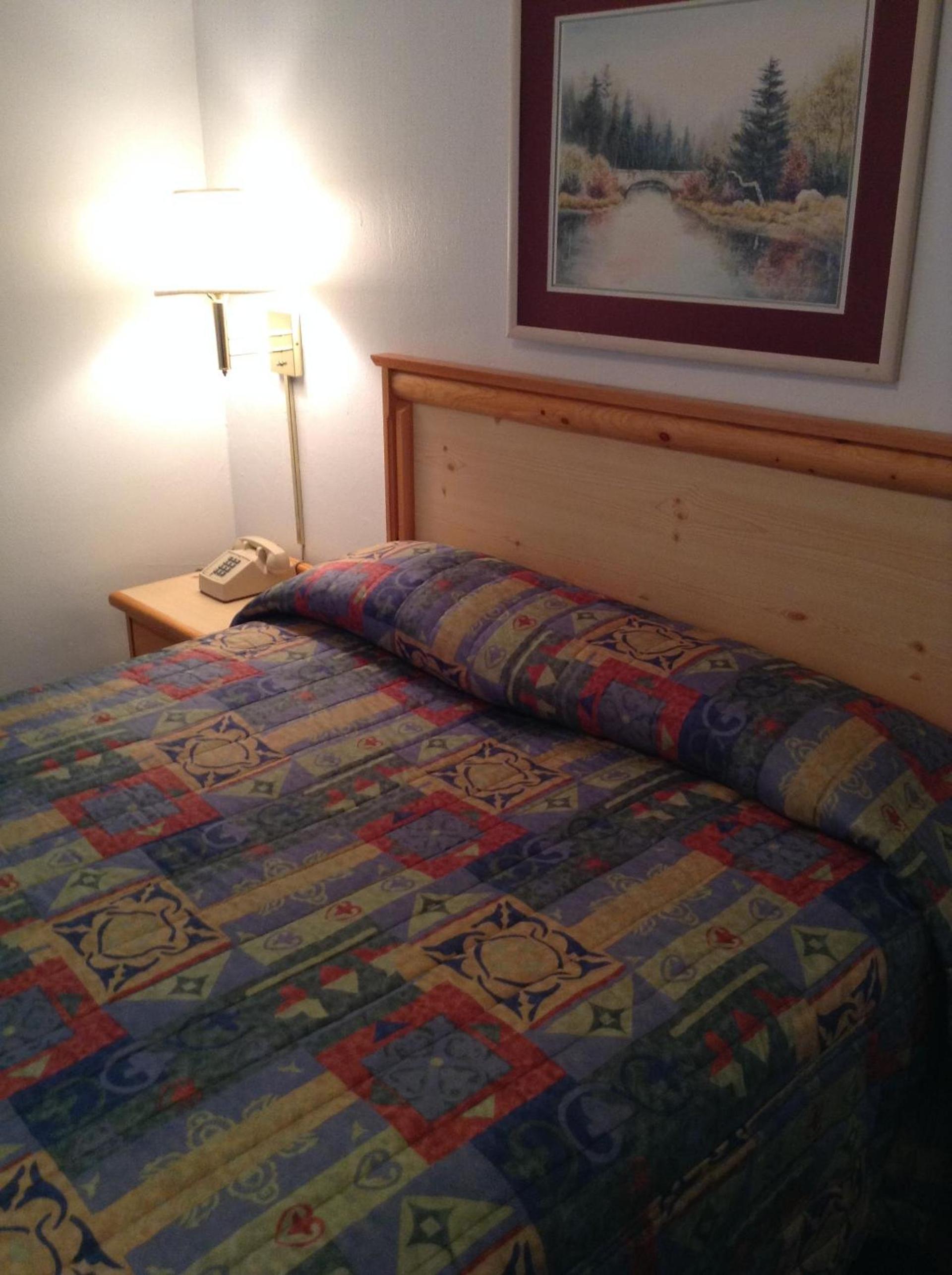 Central Motel photo 32