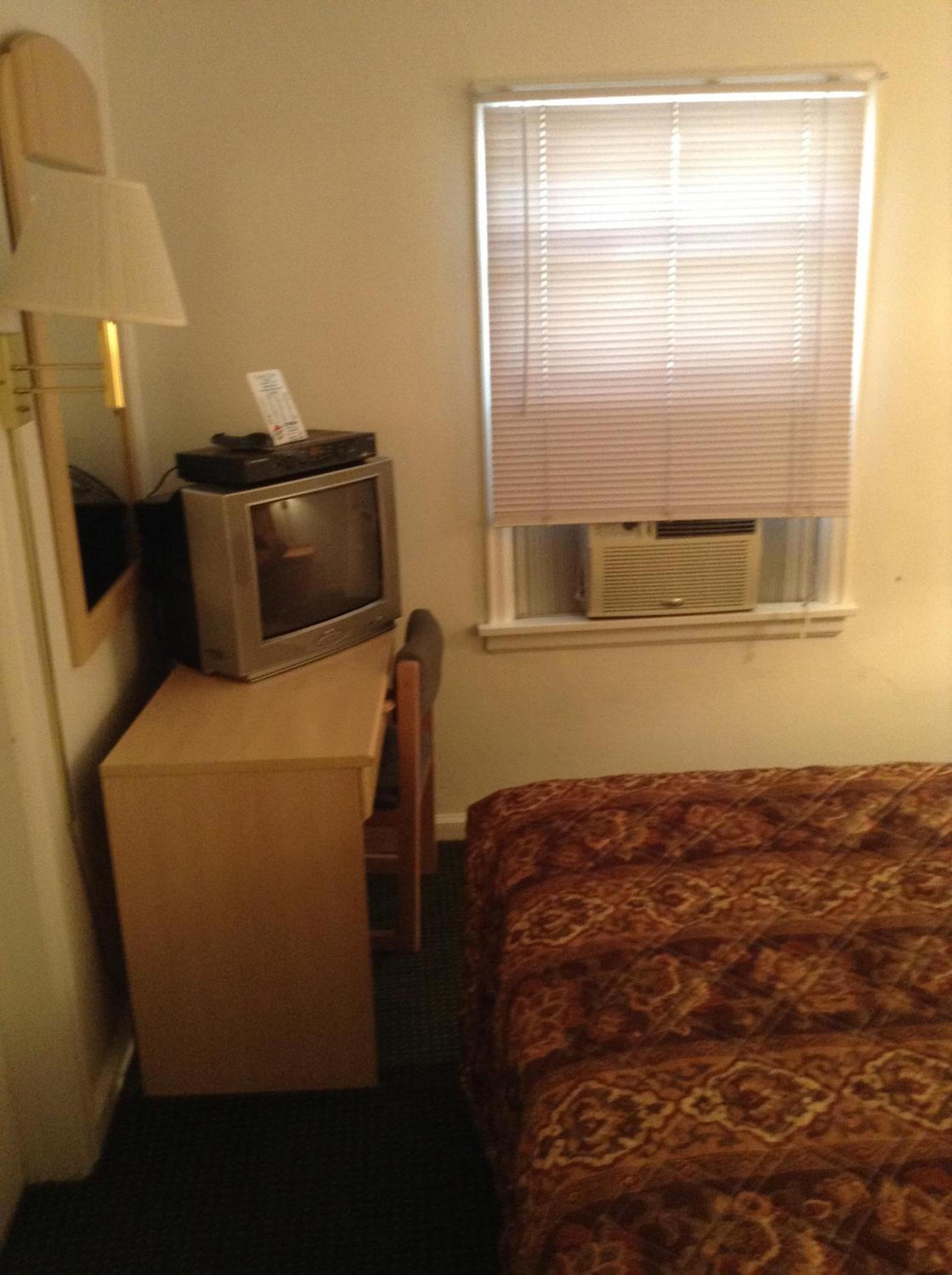 Central Motel photo 47