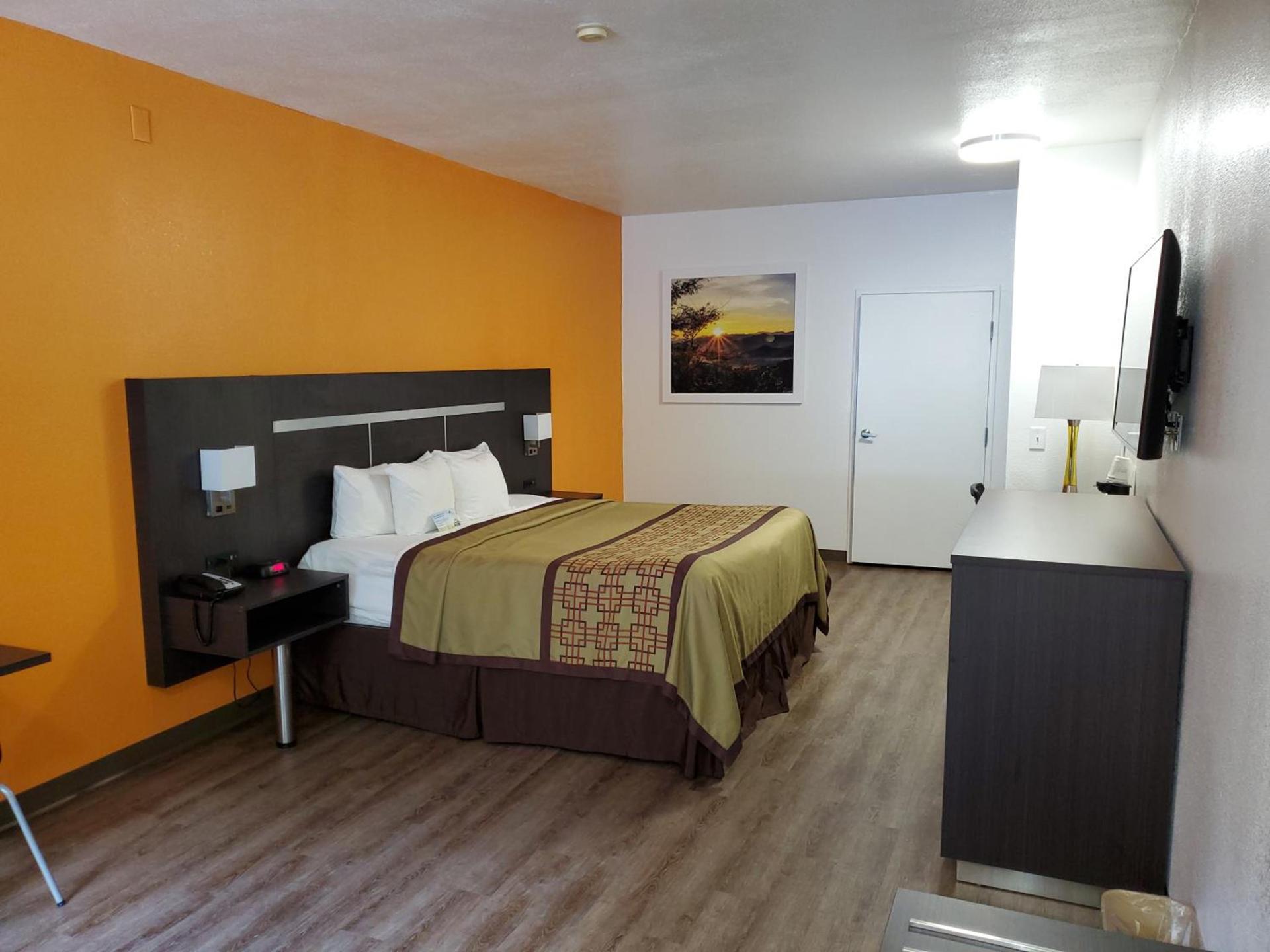 Days Inn by Wyndham Lexington photo 19