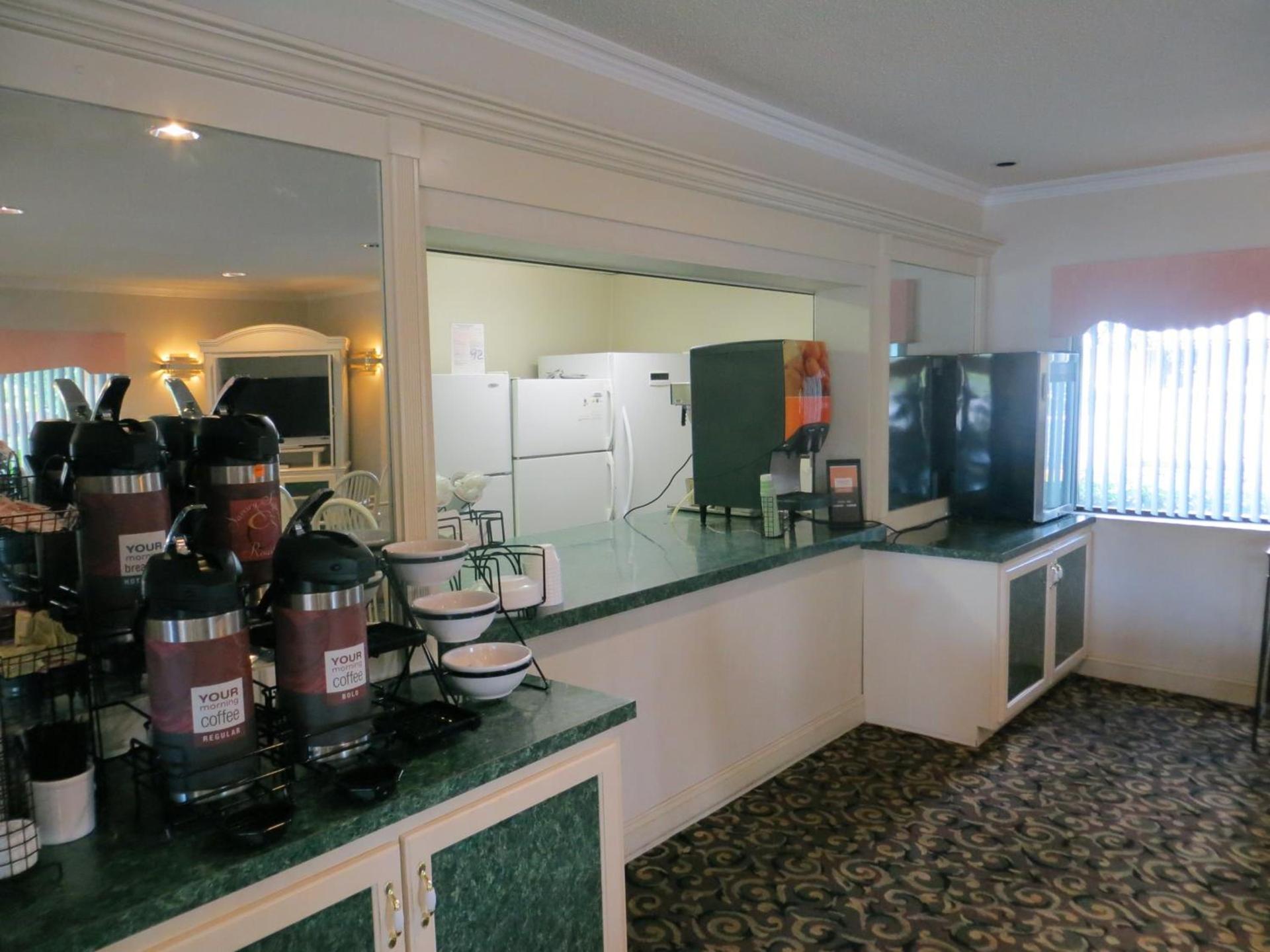 Fairview Inn & Suites Mobile photo 10