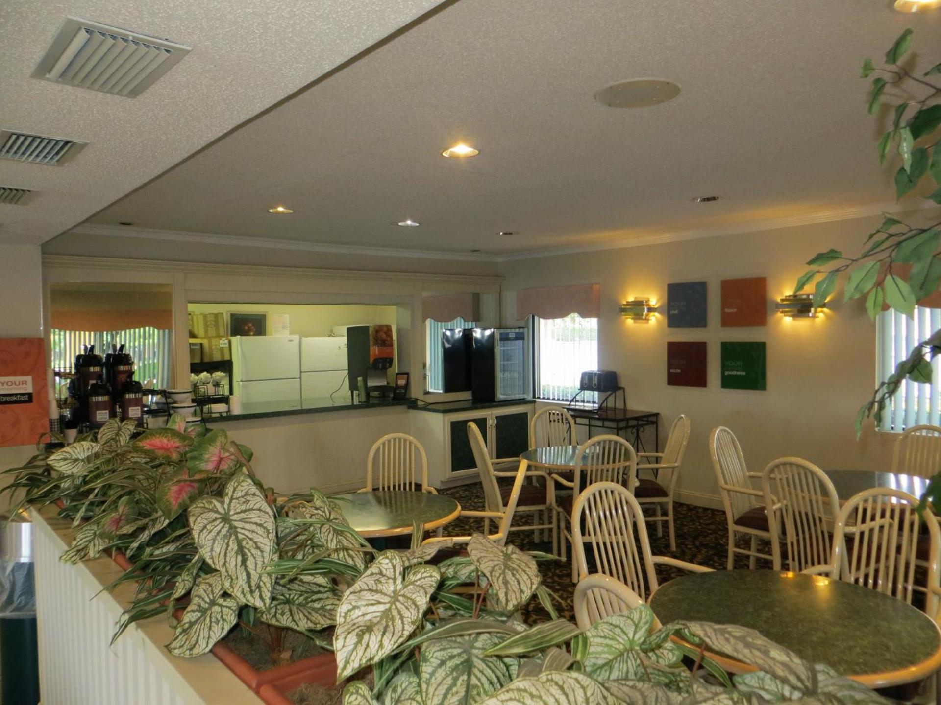 Fairview Inn & Suites Mobile photo 13