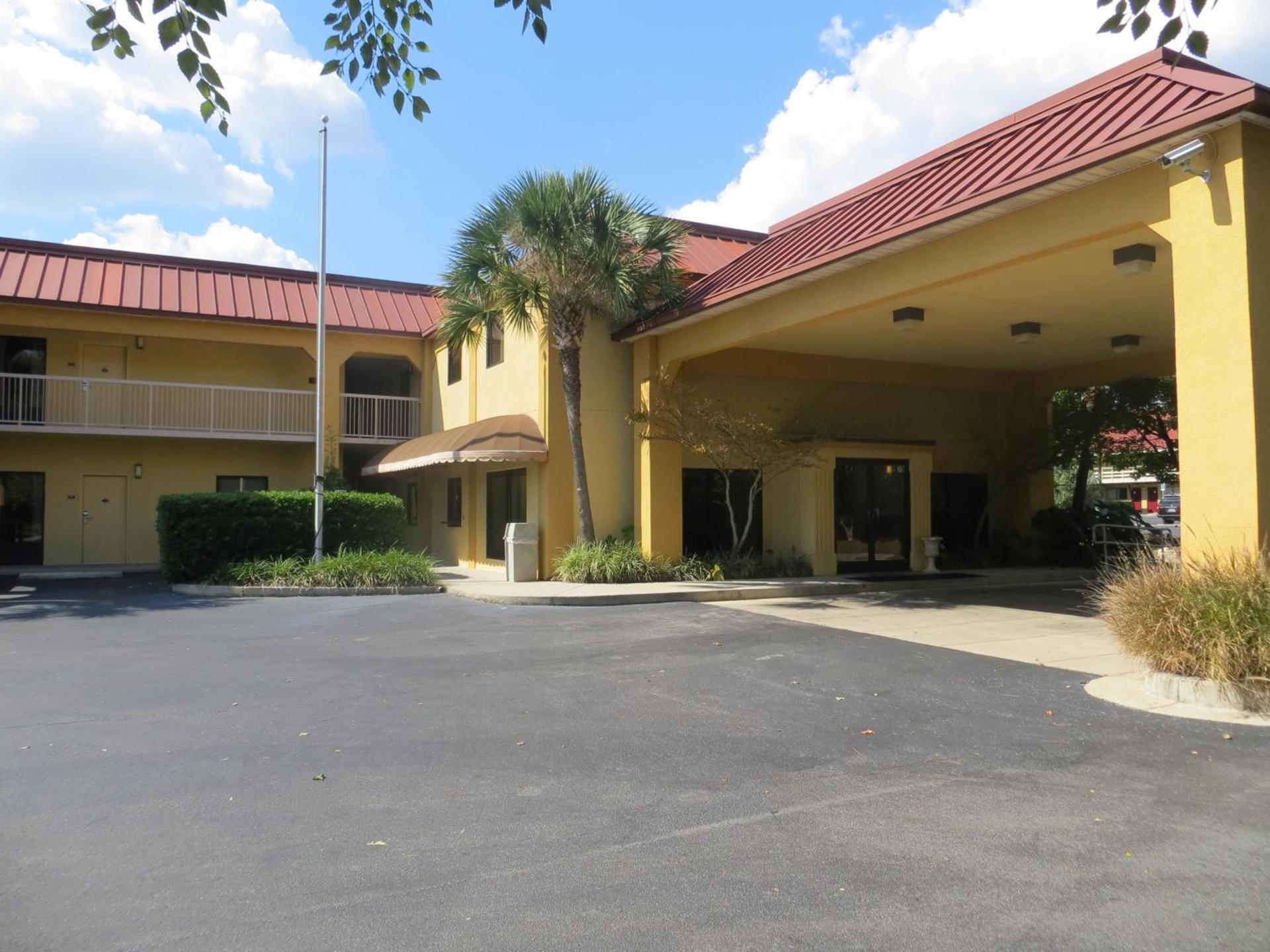 Fairview Inn & Suites Mobile photo 4