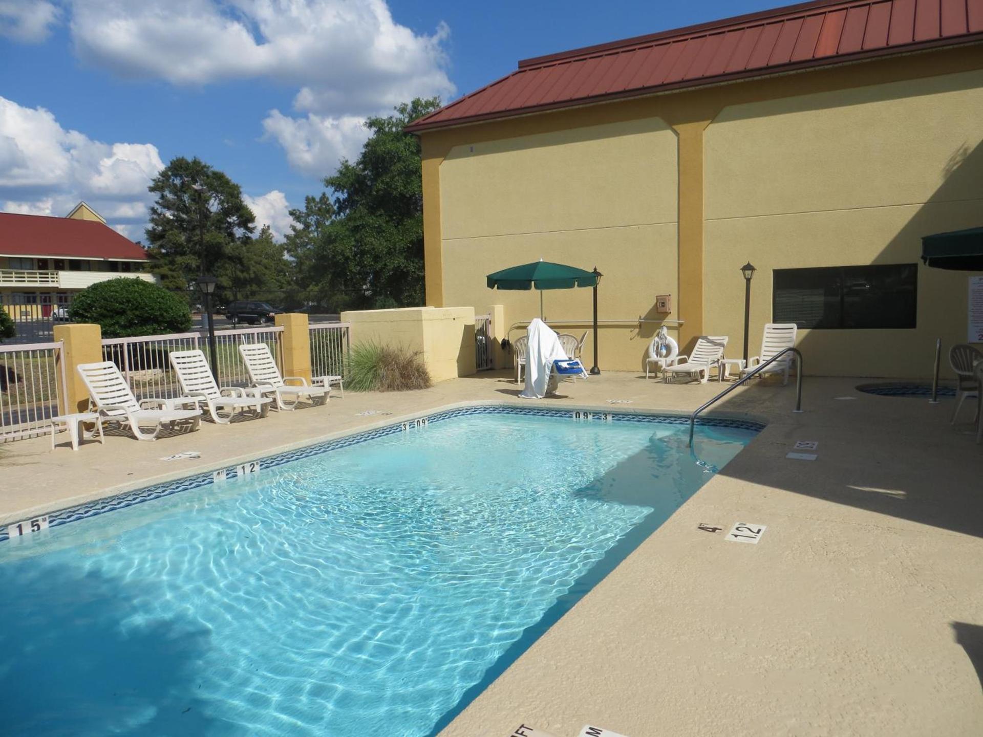 Fairview Inn & Suites Mobile photo 5