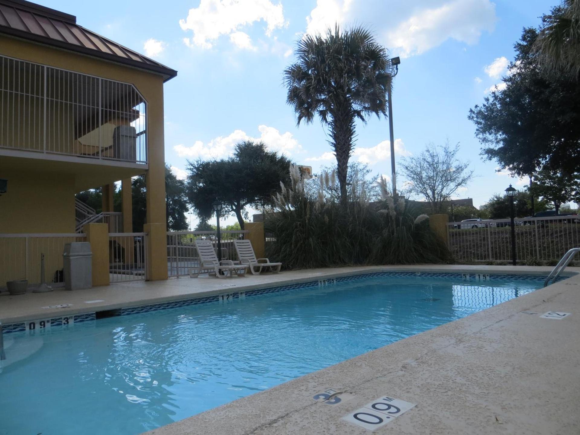 Fairview Inn & Suites Mobile photo 7