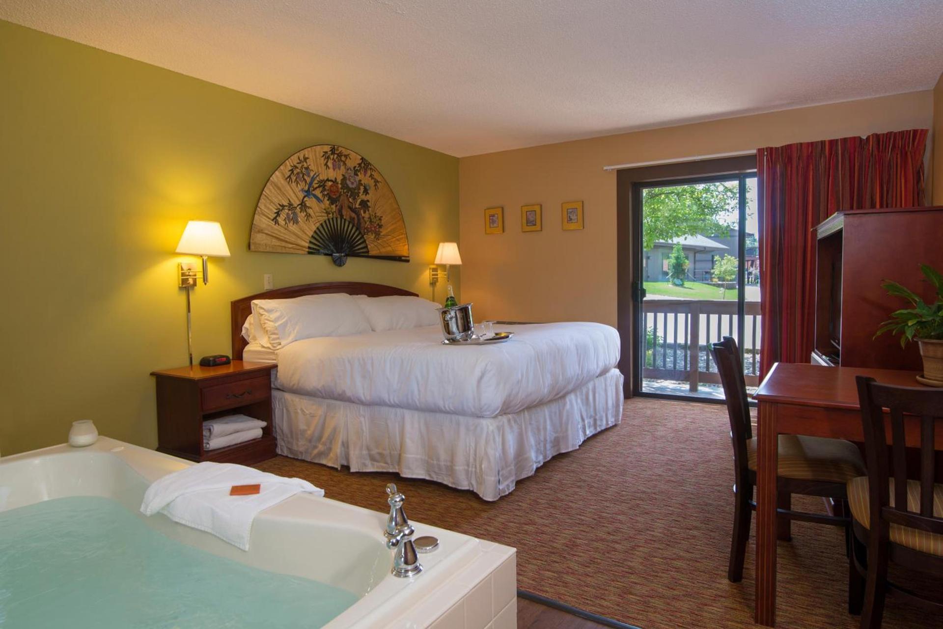 Sunset Bay Resort & Suites photo 10