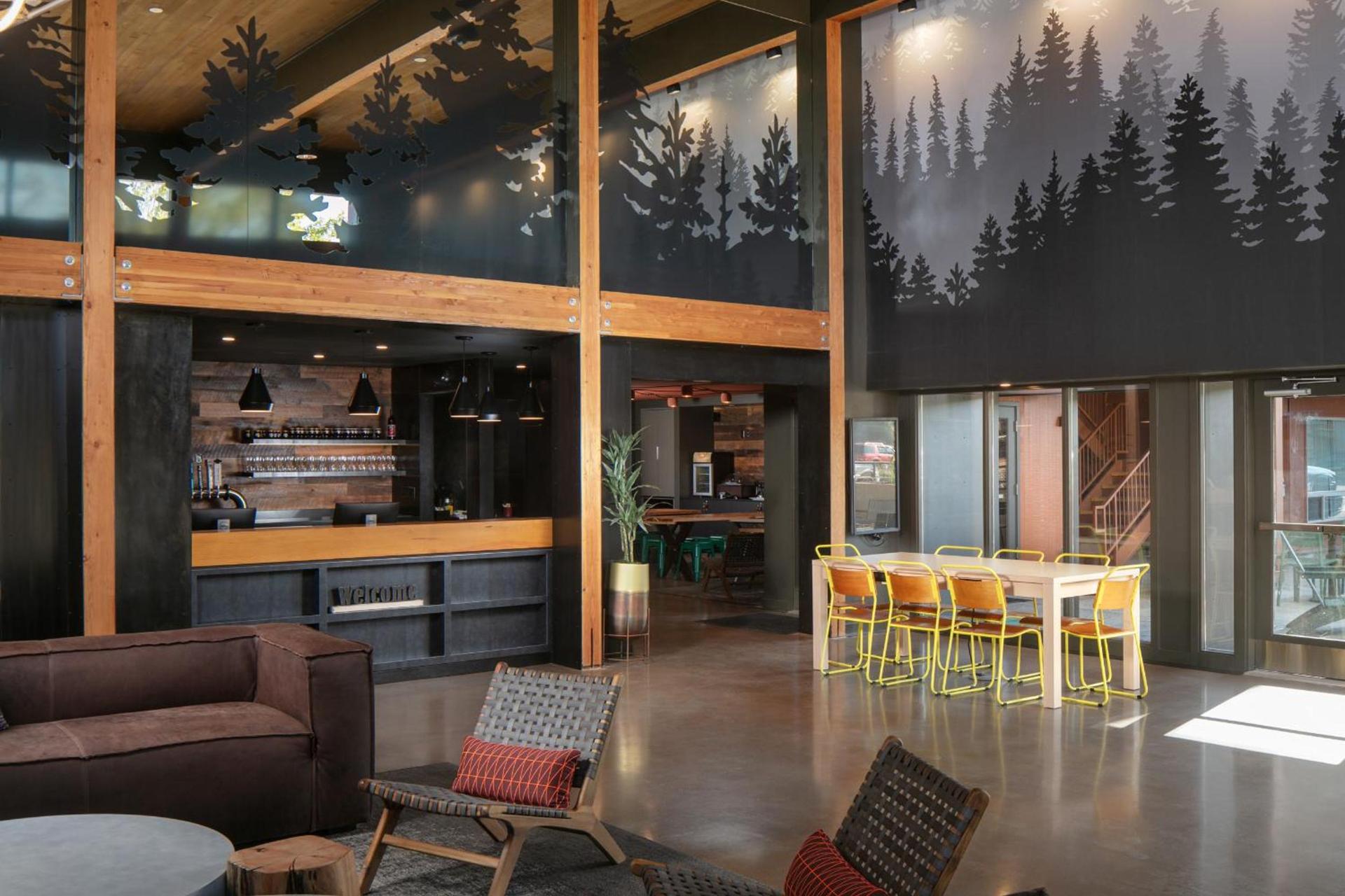 Waypoint Hotel photo 34