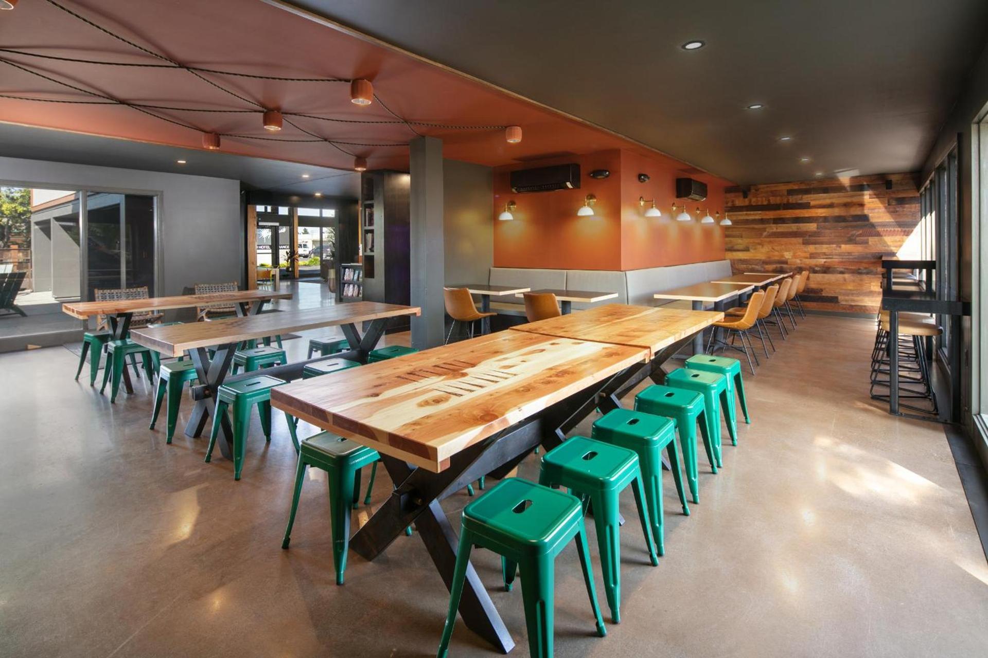 Waypoint Hotel photo 21