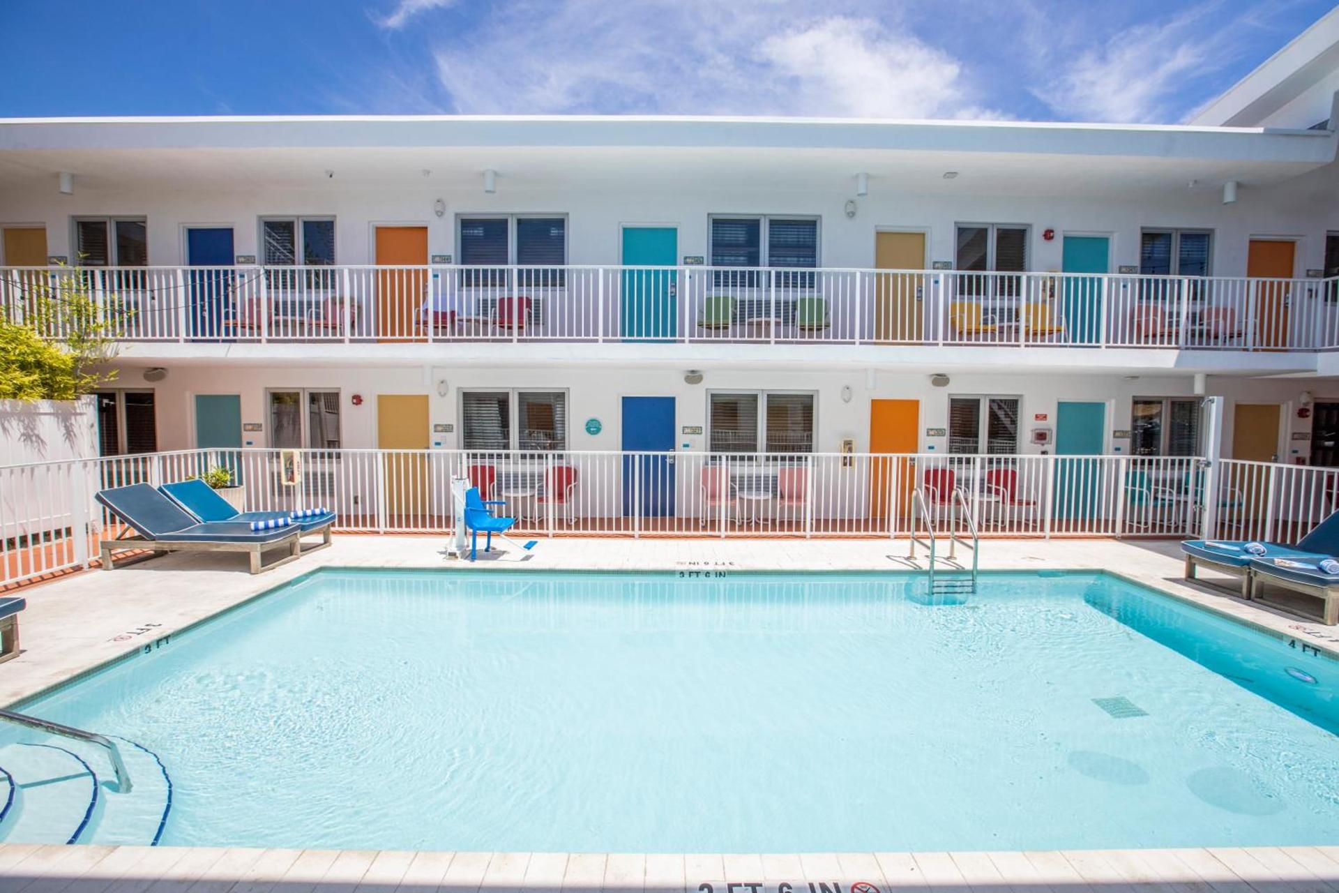 Waterside Hotel and Suites photo 3