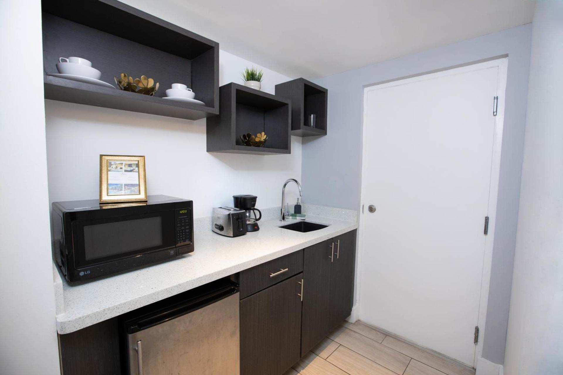 Waterside Hotel and Suites photo 56