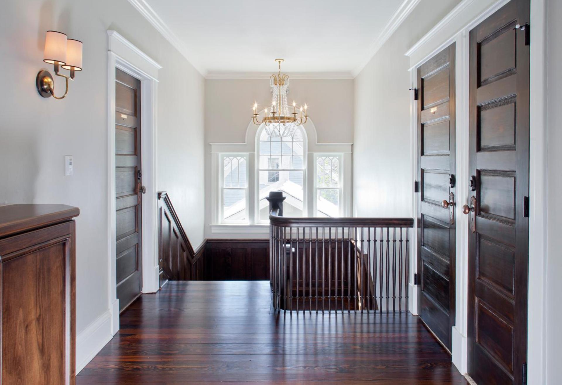 Edwards House photo 4