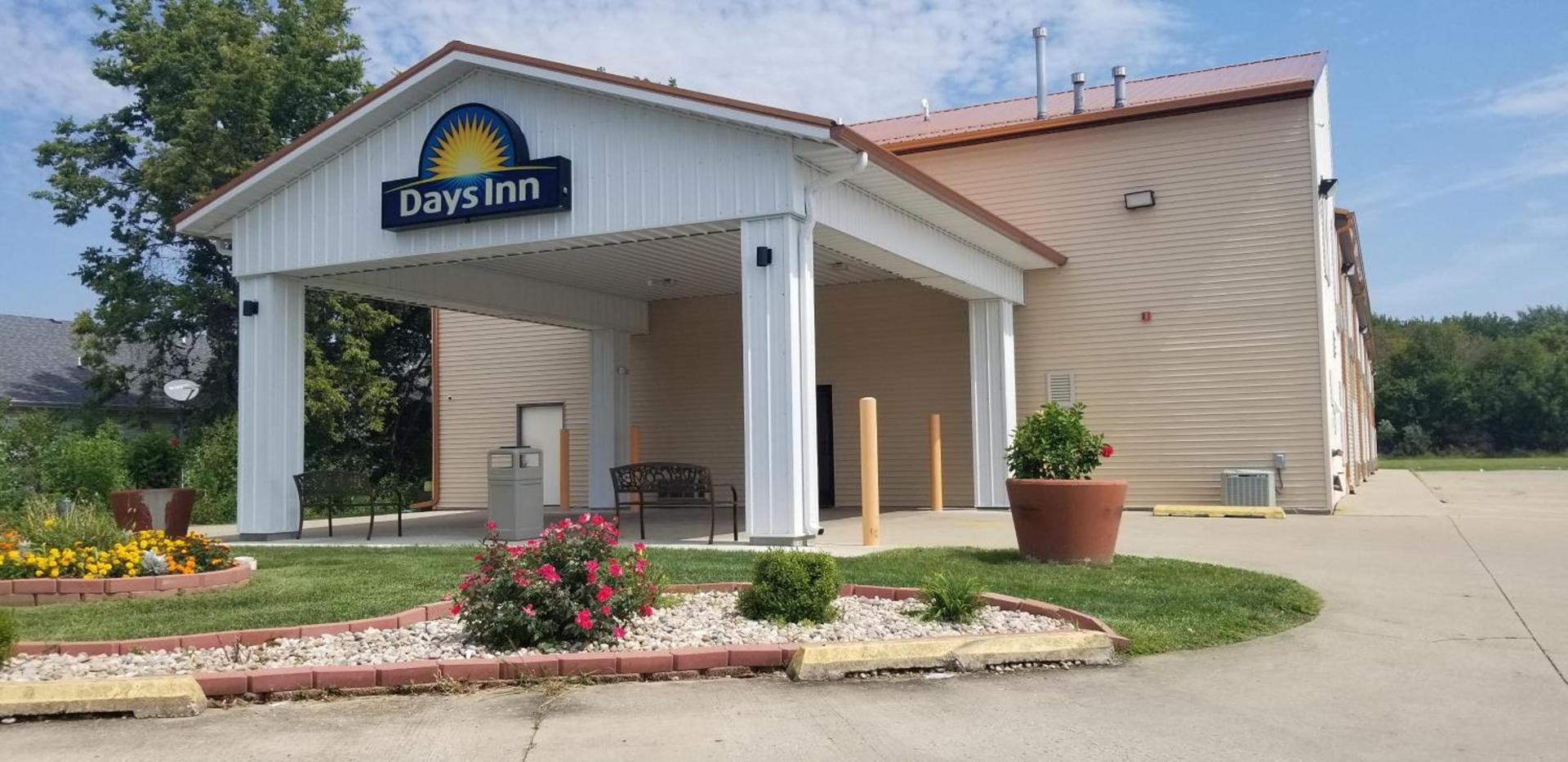 Days Inn by Wyndham Springfield photo 6
