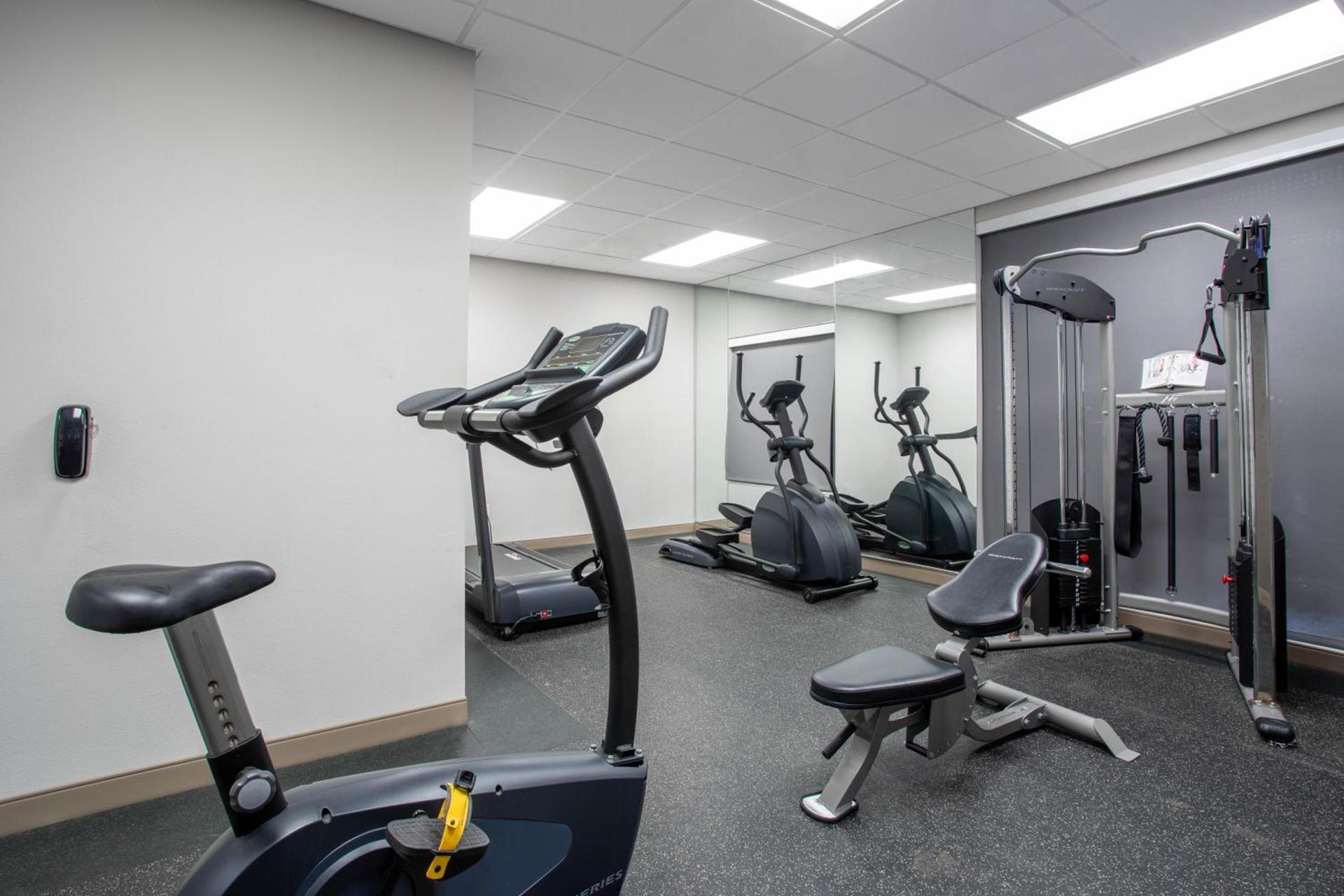 Hawthorn Extended Stay by Wyndham Loveland photo 41