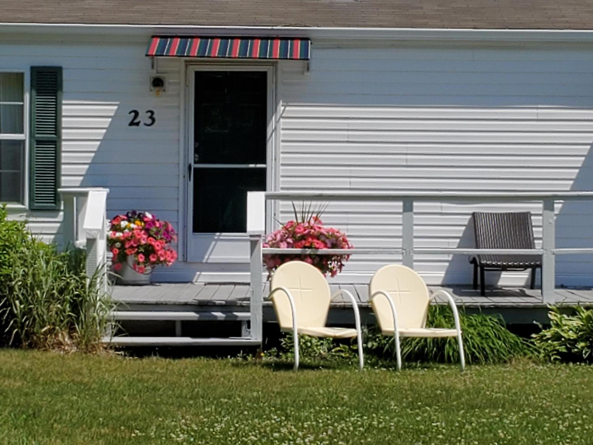 Lake View Motel photo 40