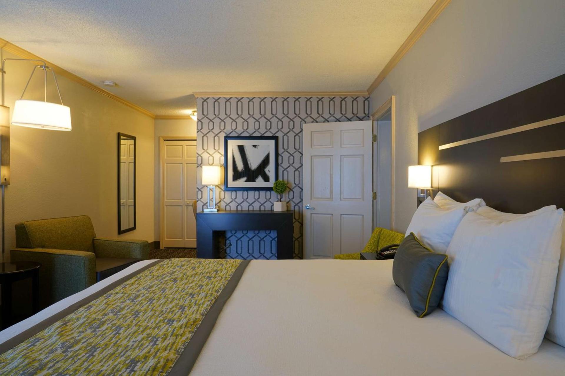 Best Western Plus Morristown Conference Center photo 18