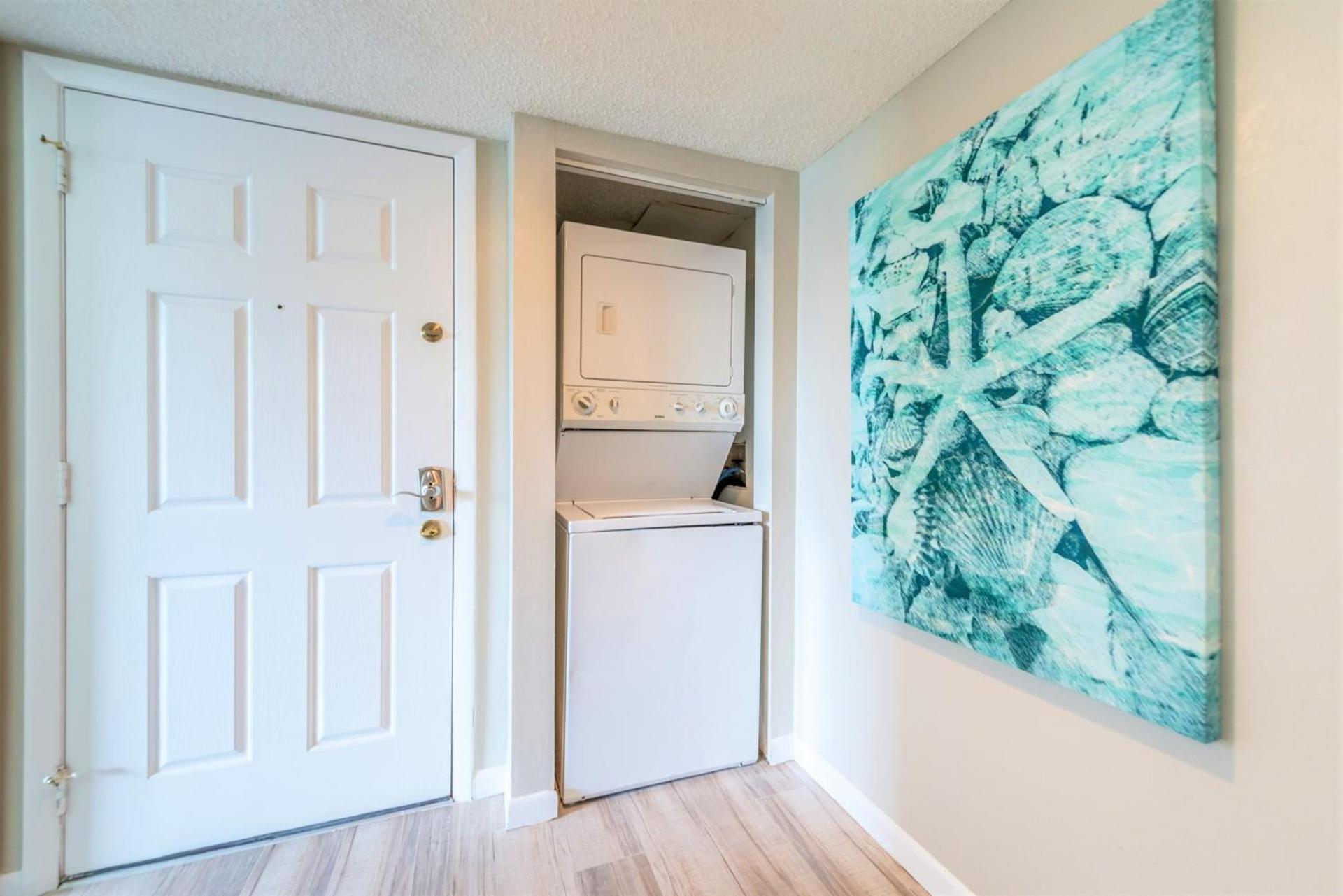 Cape Winds - Oceanfront Pool, Tennis & Sauna Condos near Port Canaveral photo 4