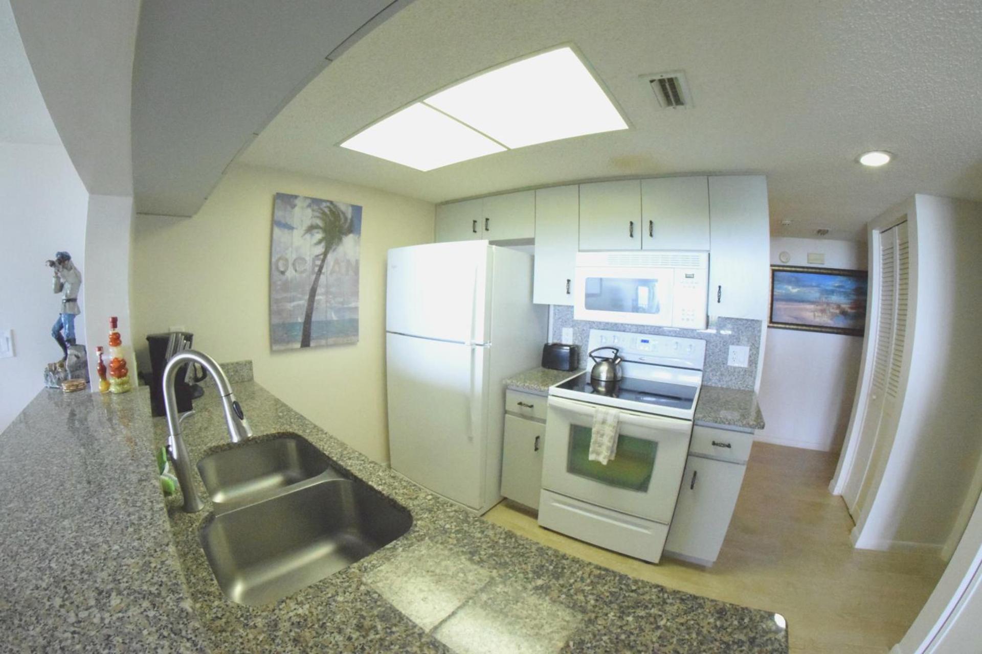 Cape Winds - Oceanfront Pool, Tennis & Sauna Condos near Port Canaveral photo 67