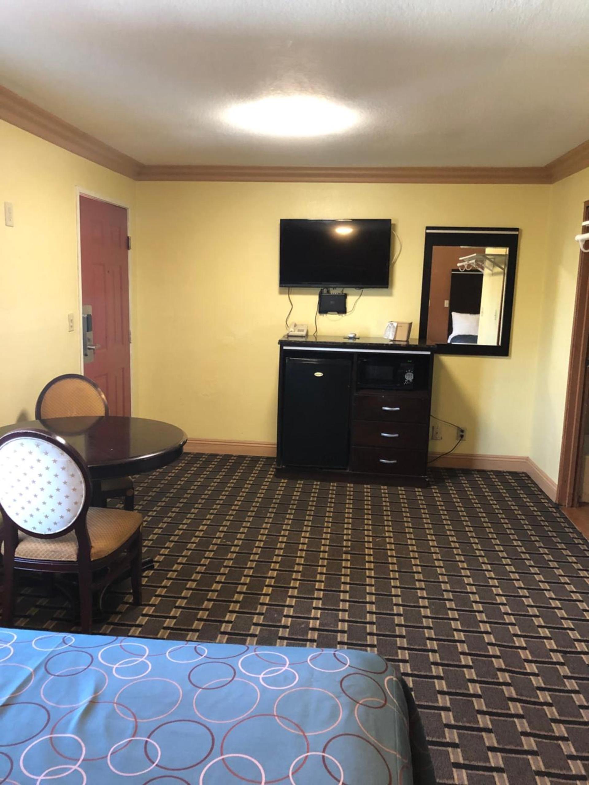 Glendora Motel photo 21