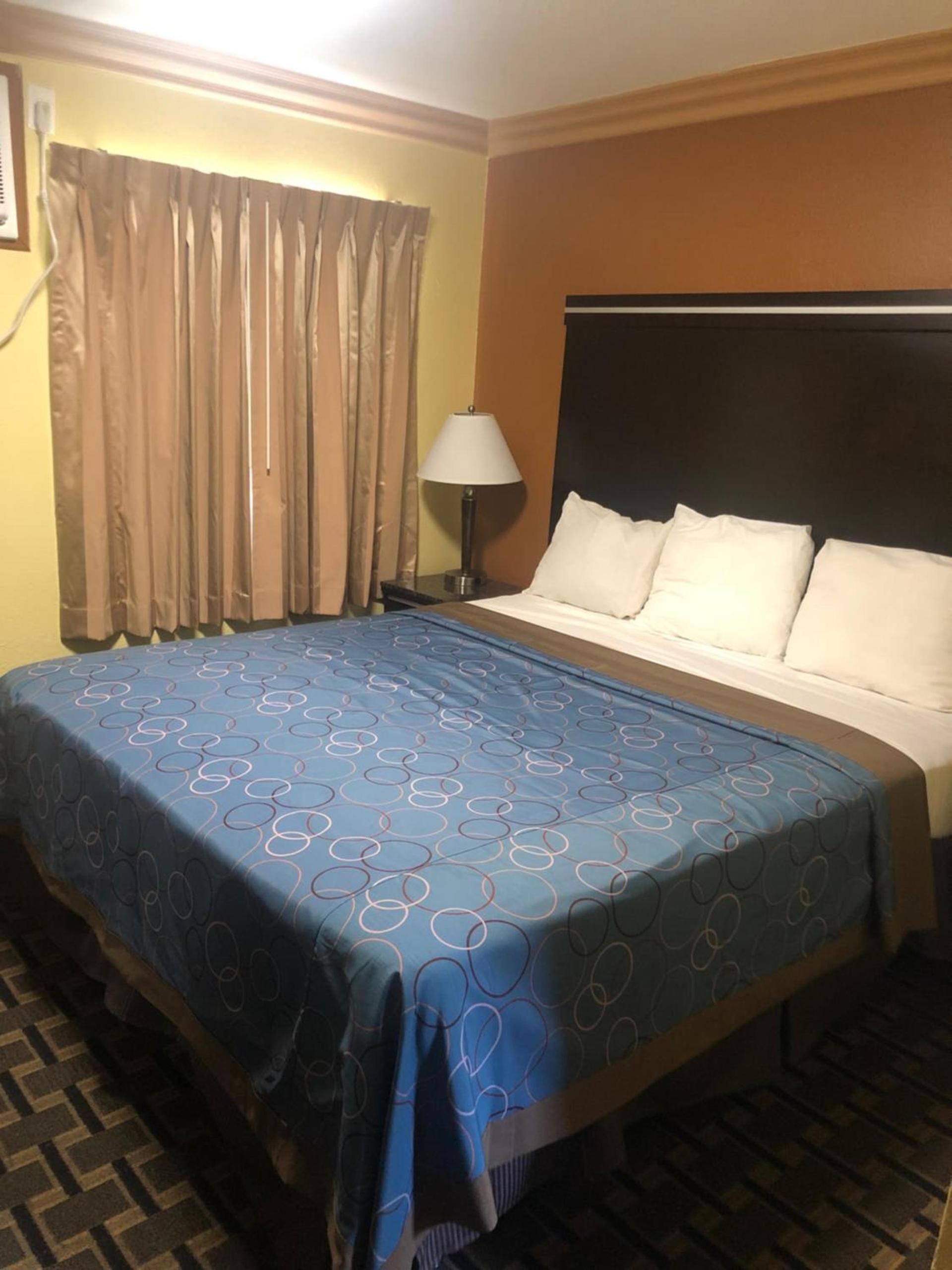 Glendora Motel photo 17