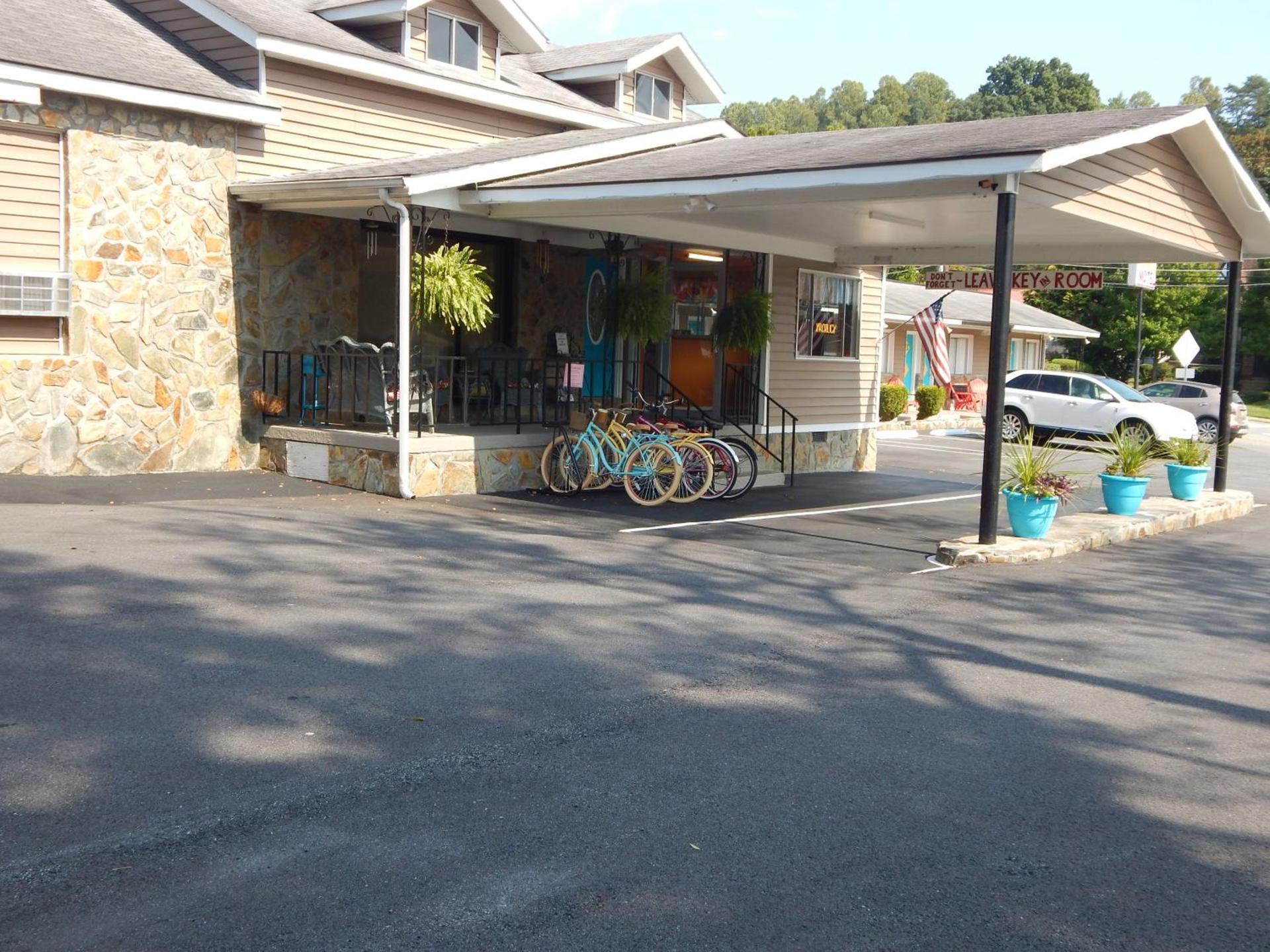 Sunset Motel photo 8