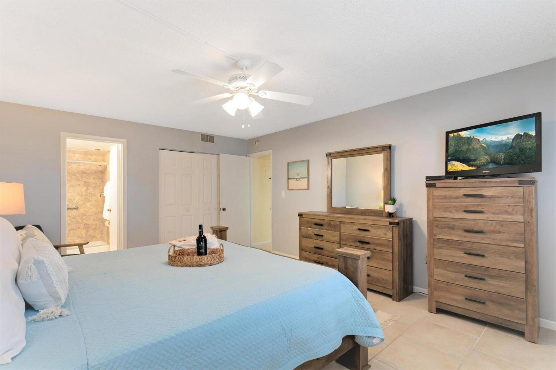 Cape Winds - Oceanfront Pool, Tennis & Sauna Condos near Port Canaveral photo 55