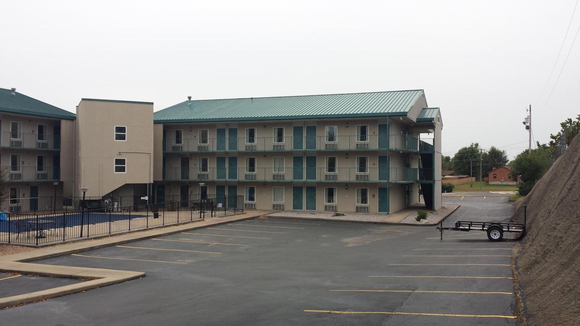 Days Inn by Wyndham Harrison photo 31