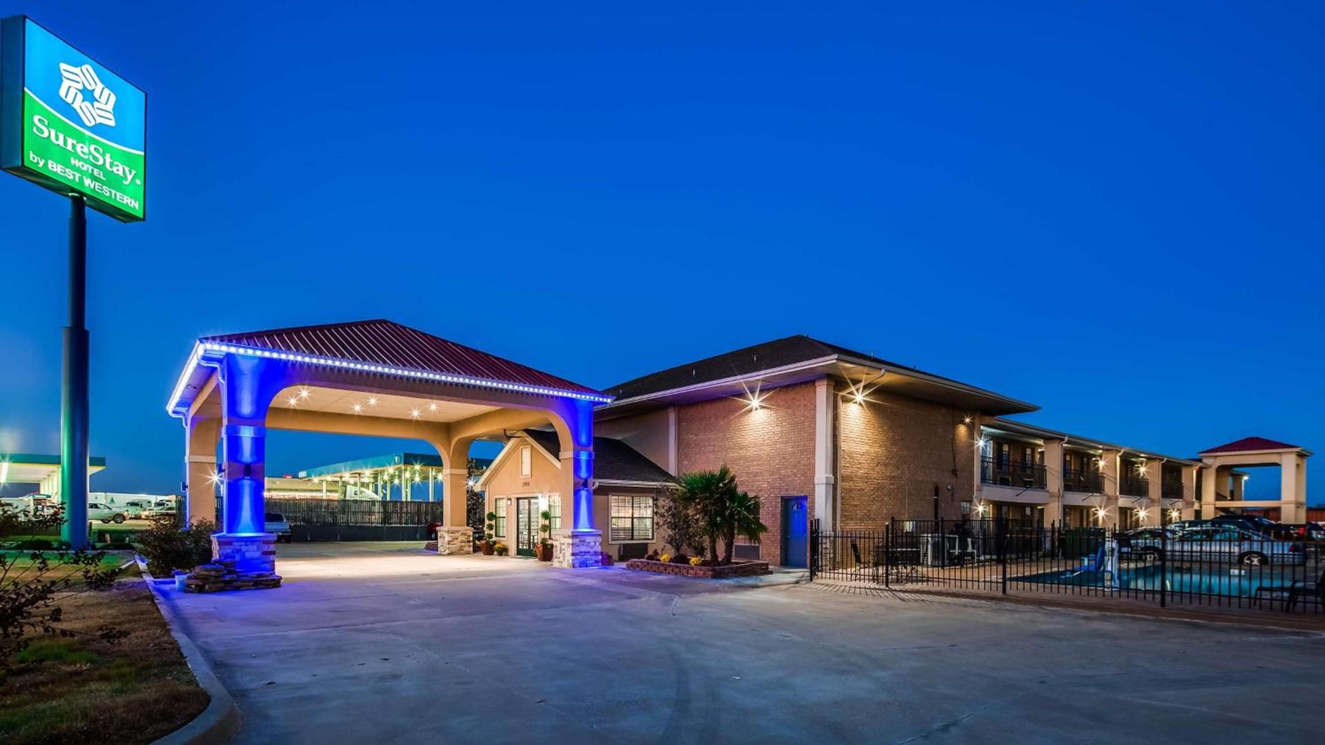 SureStay Hotel by Best Western Terrell photo 10