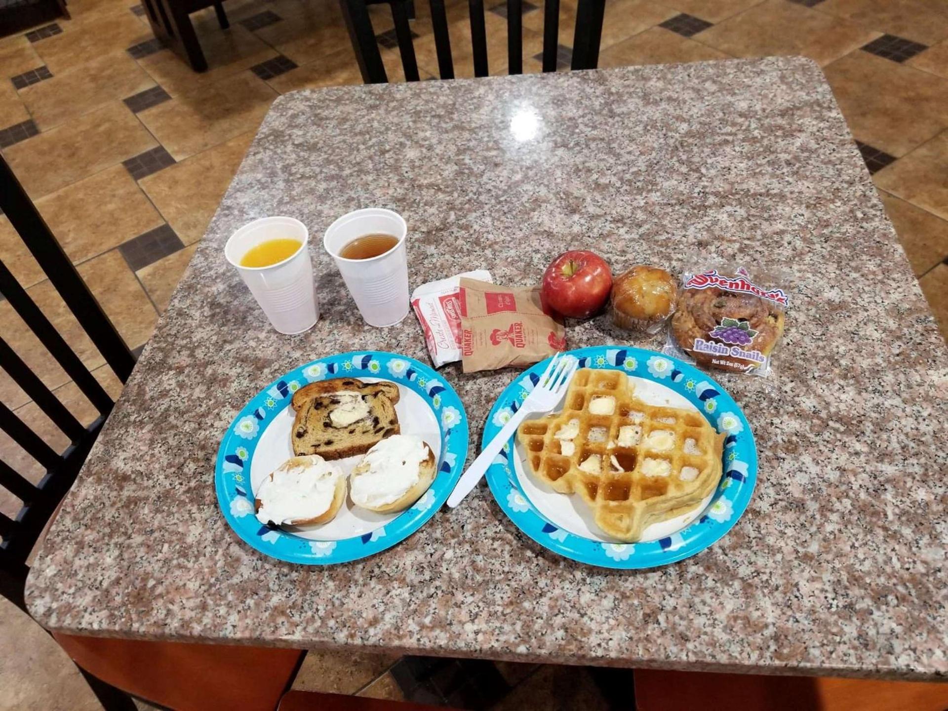 SureStay Hotel by Best Western Terrell photo 5